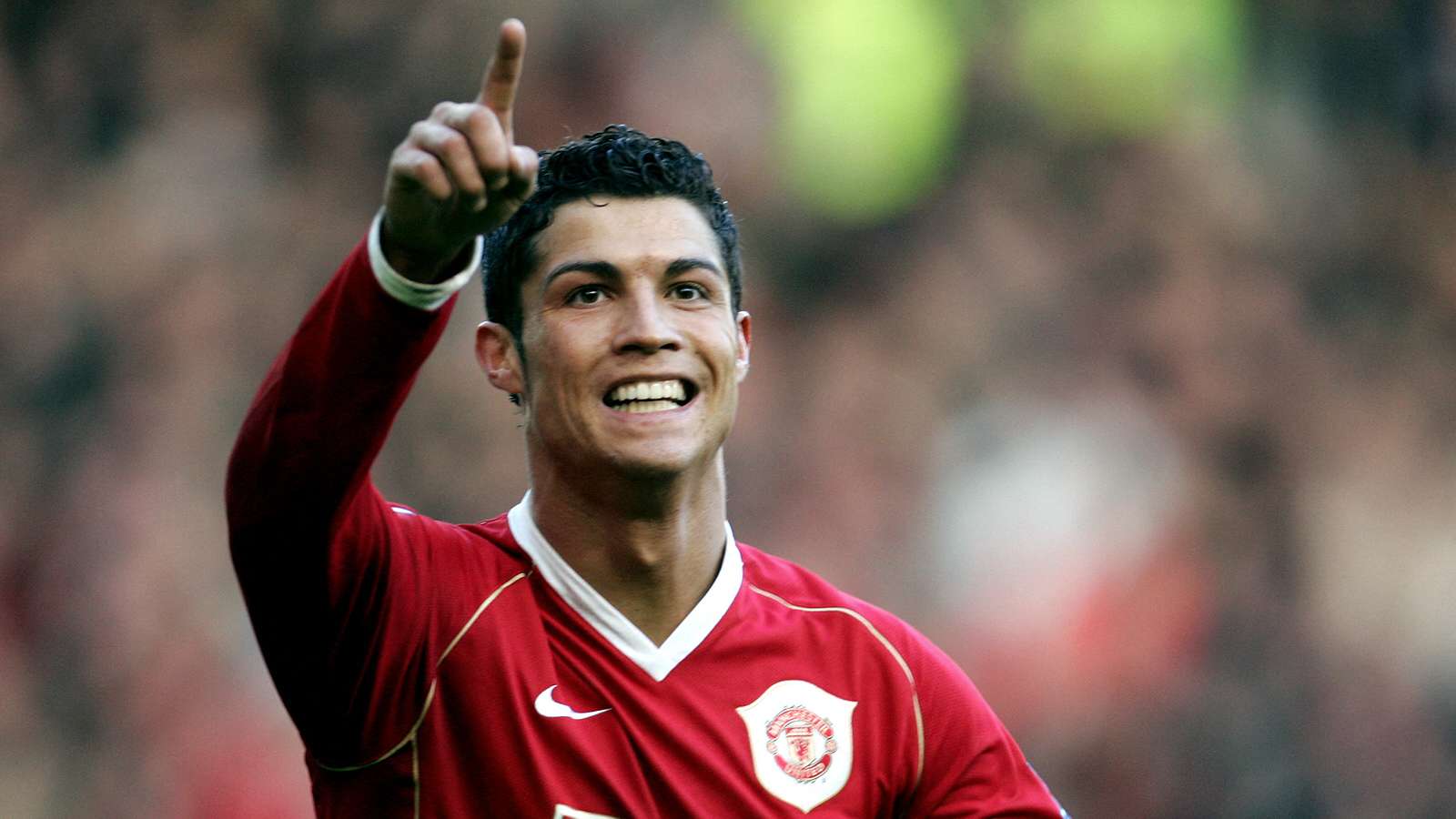 Cristiano Ronaldo’s Legacy Still Outshines Mohamed Salah in the Eyes of Fans