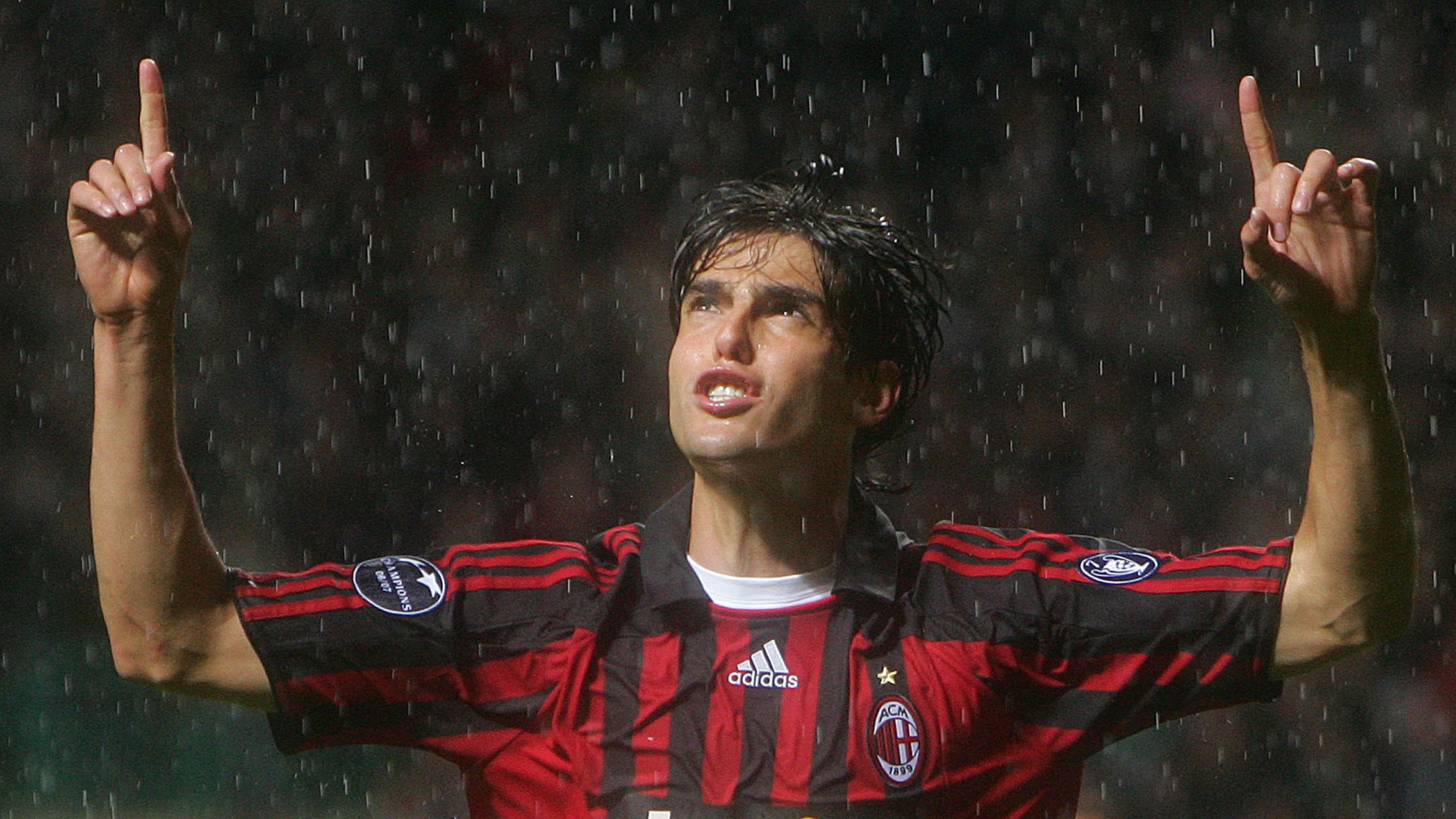 TOPSHOT-FBL-EUR-C1-CELTIC-AC MILAN