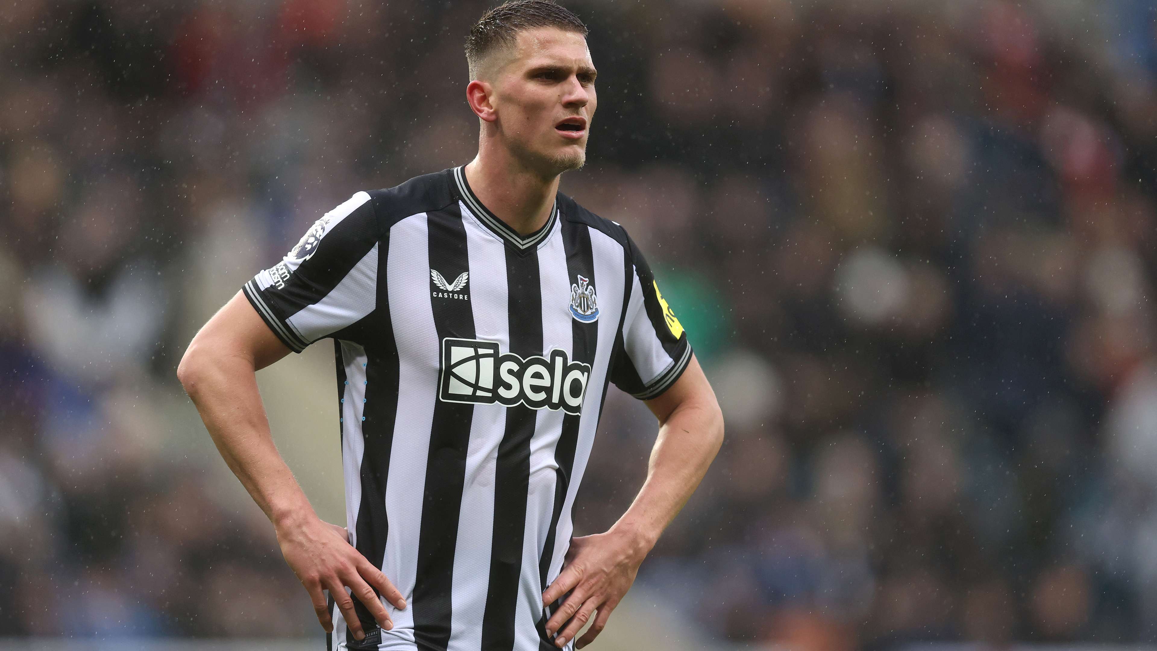 Newcastle United v Wolverhampton Wanderers - Premier League