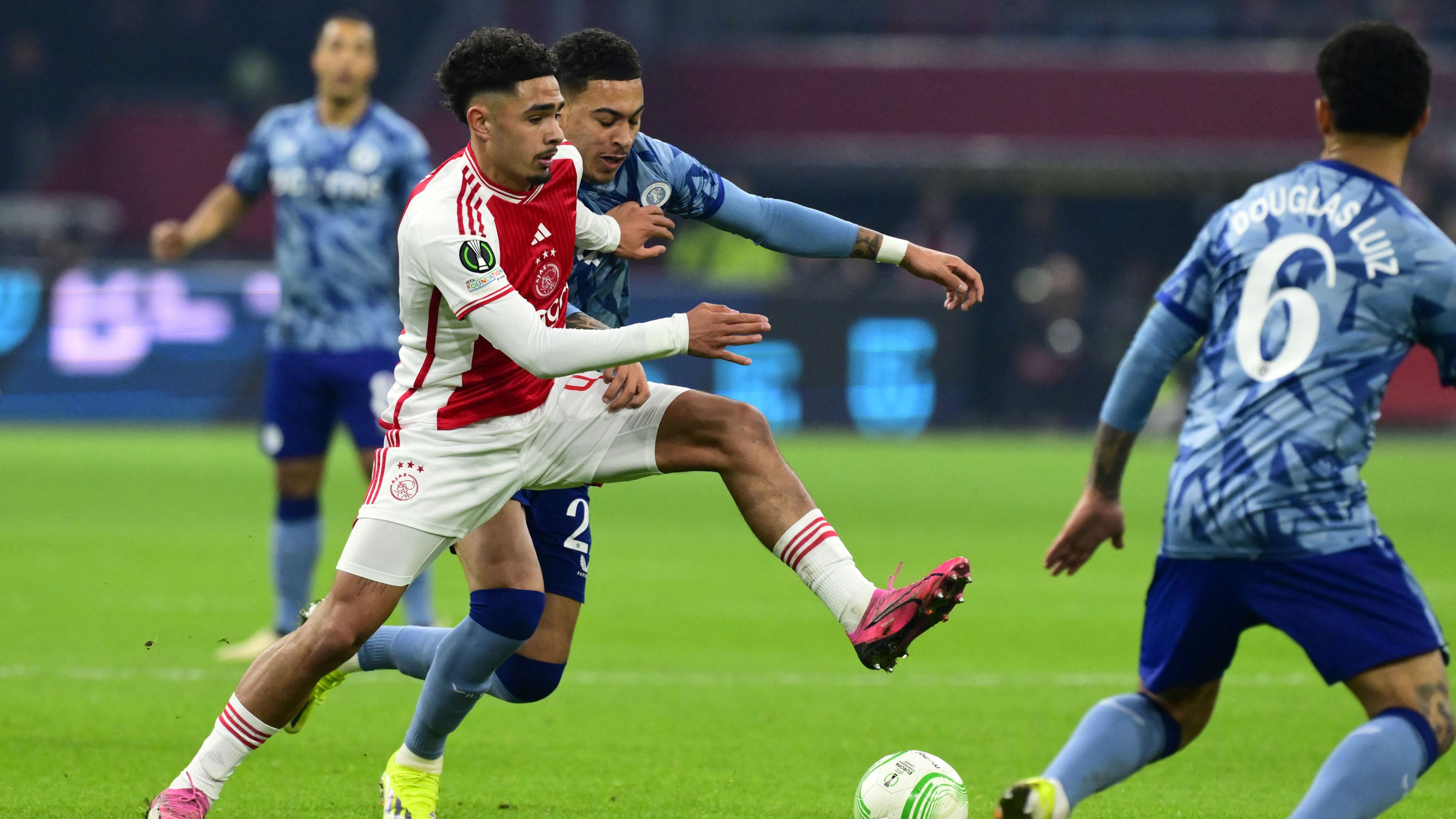 FBL-EUR-C4-AJAX-ASTON VILLA