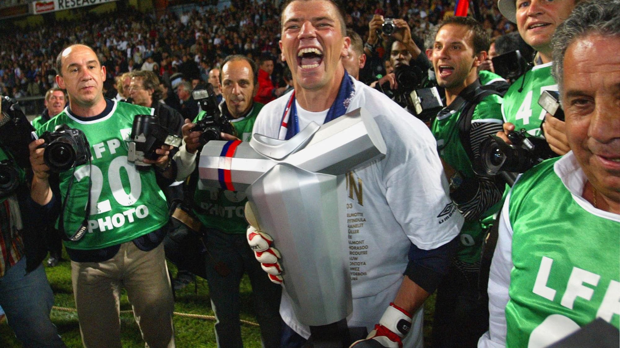 TOPSHOT-SOCCER-FRA-L1-LYON