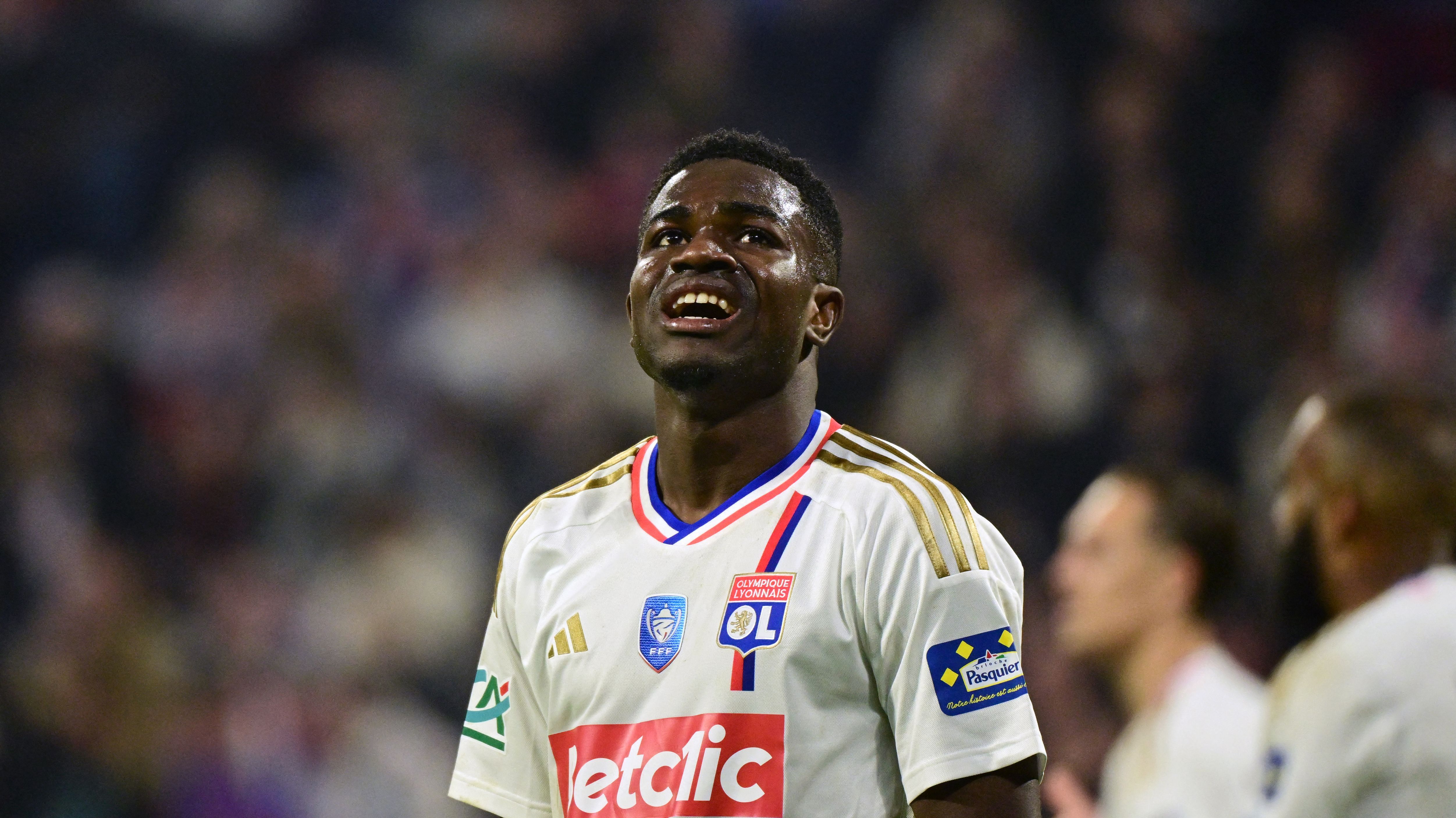 FBL-FRA-CUP-LYON-VALENCIENNES