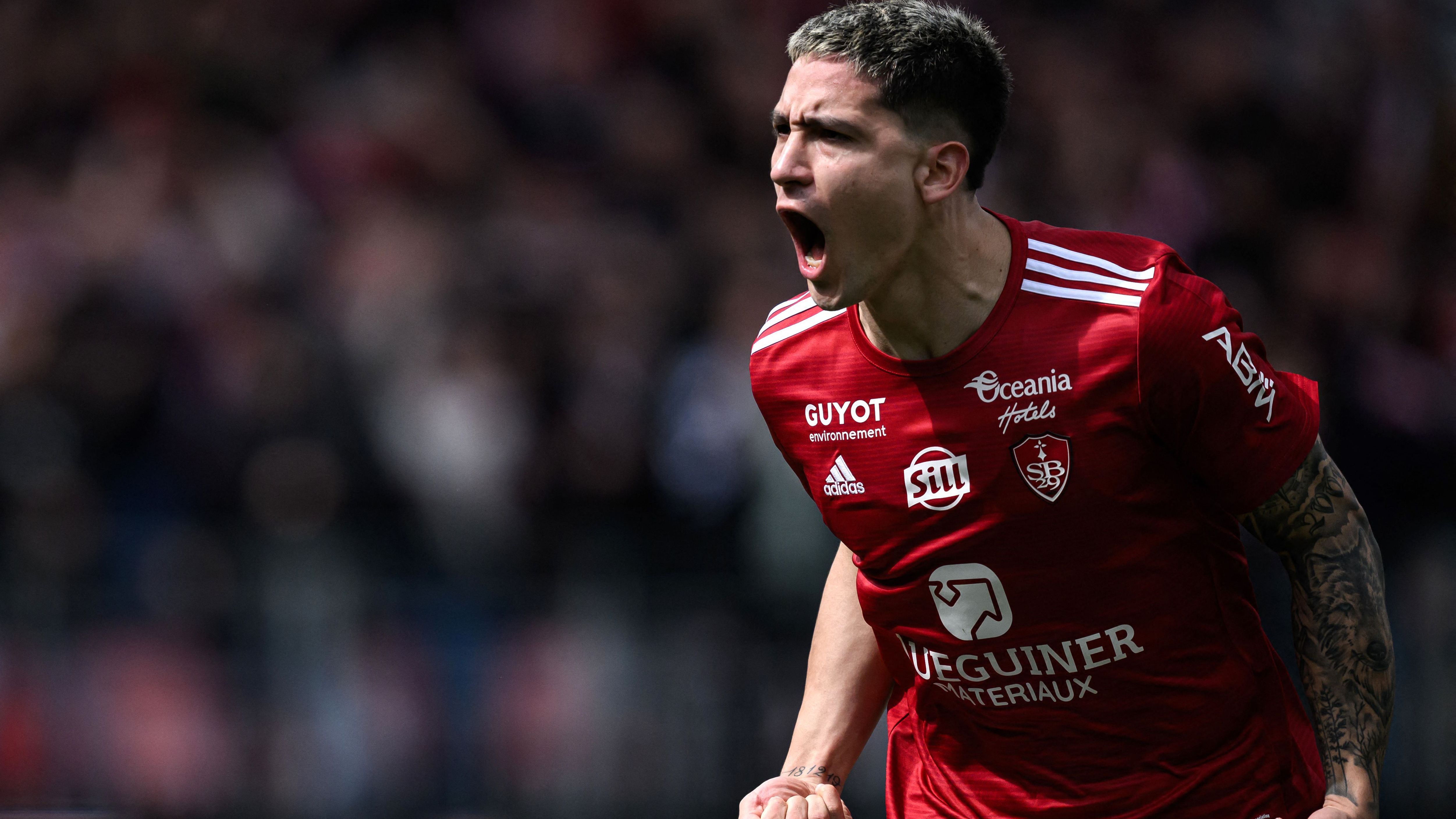 TOPSHOT-FBL-FRA-LIGUE1-BREST-METZ