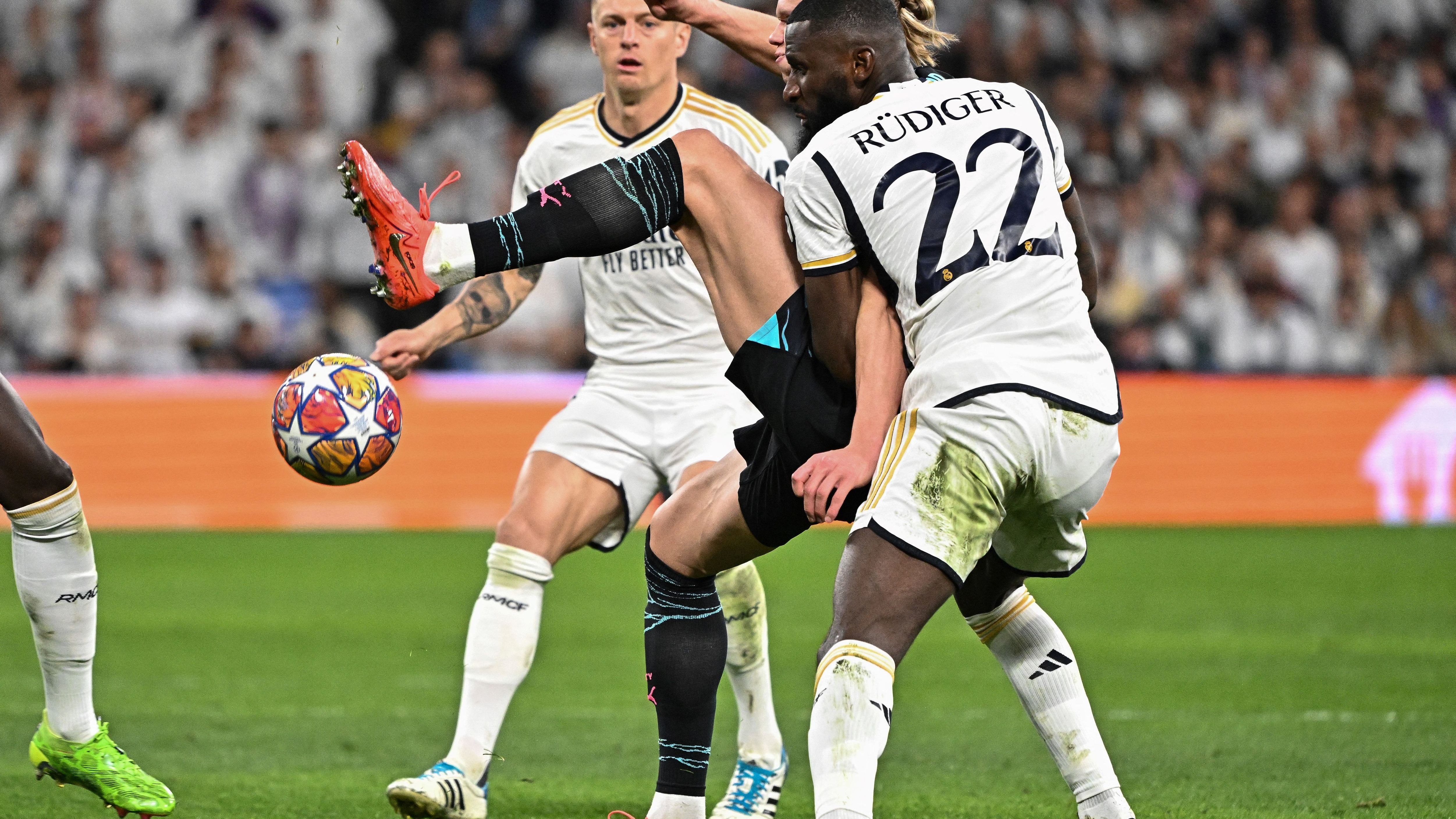 TOPSHOT-FBL-EUR-C1-REAL MADRID-MANCHESTER CITY