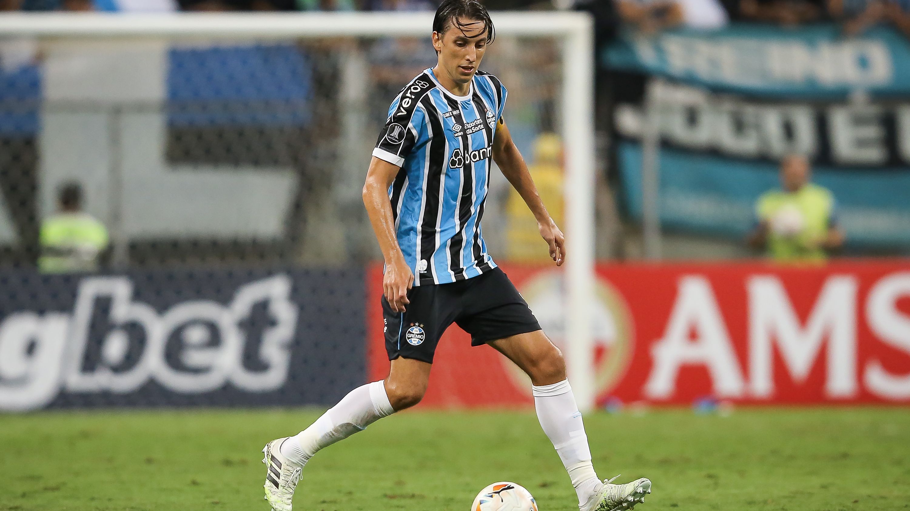 Gremio v Huachipato - Copa CONMEBOL Libertadores 2024