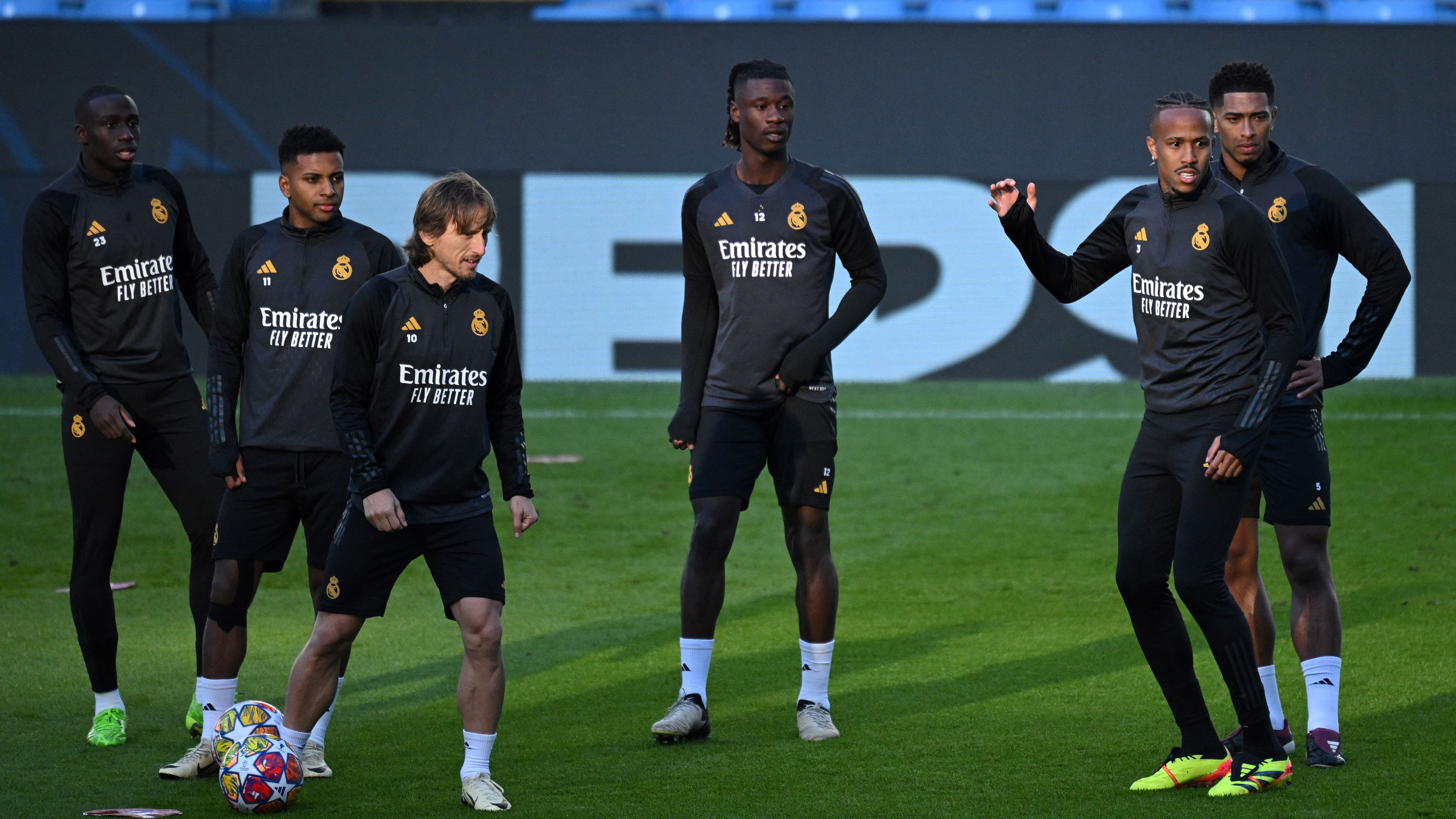 FBL-EUR-C1-REAL MADRID-TRAINING