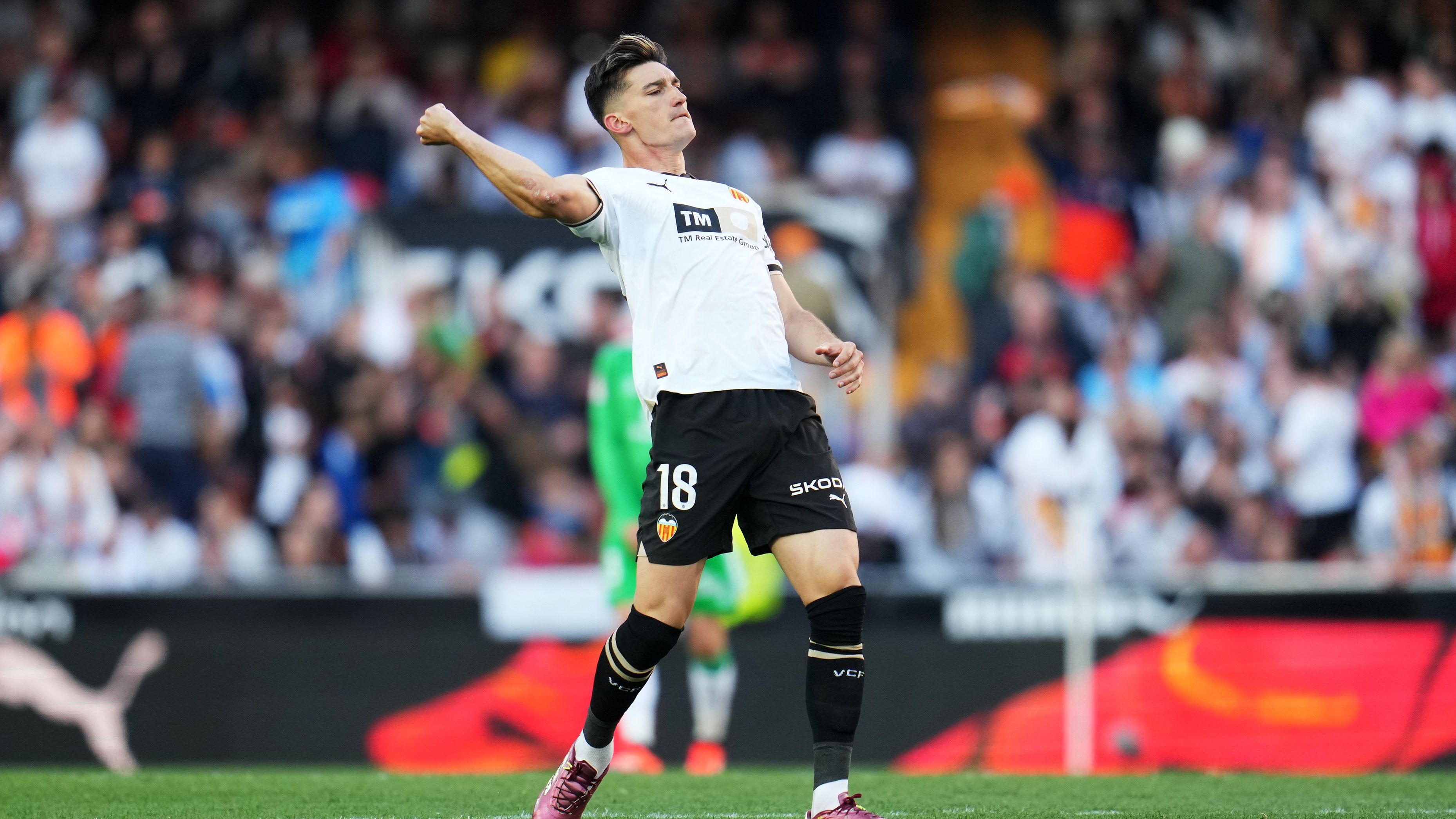 Valencia CF v Real Betis - LaLiga EA Sports