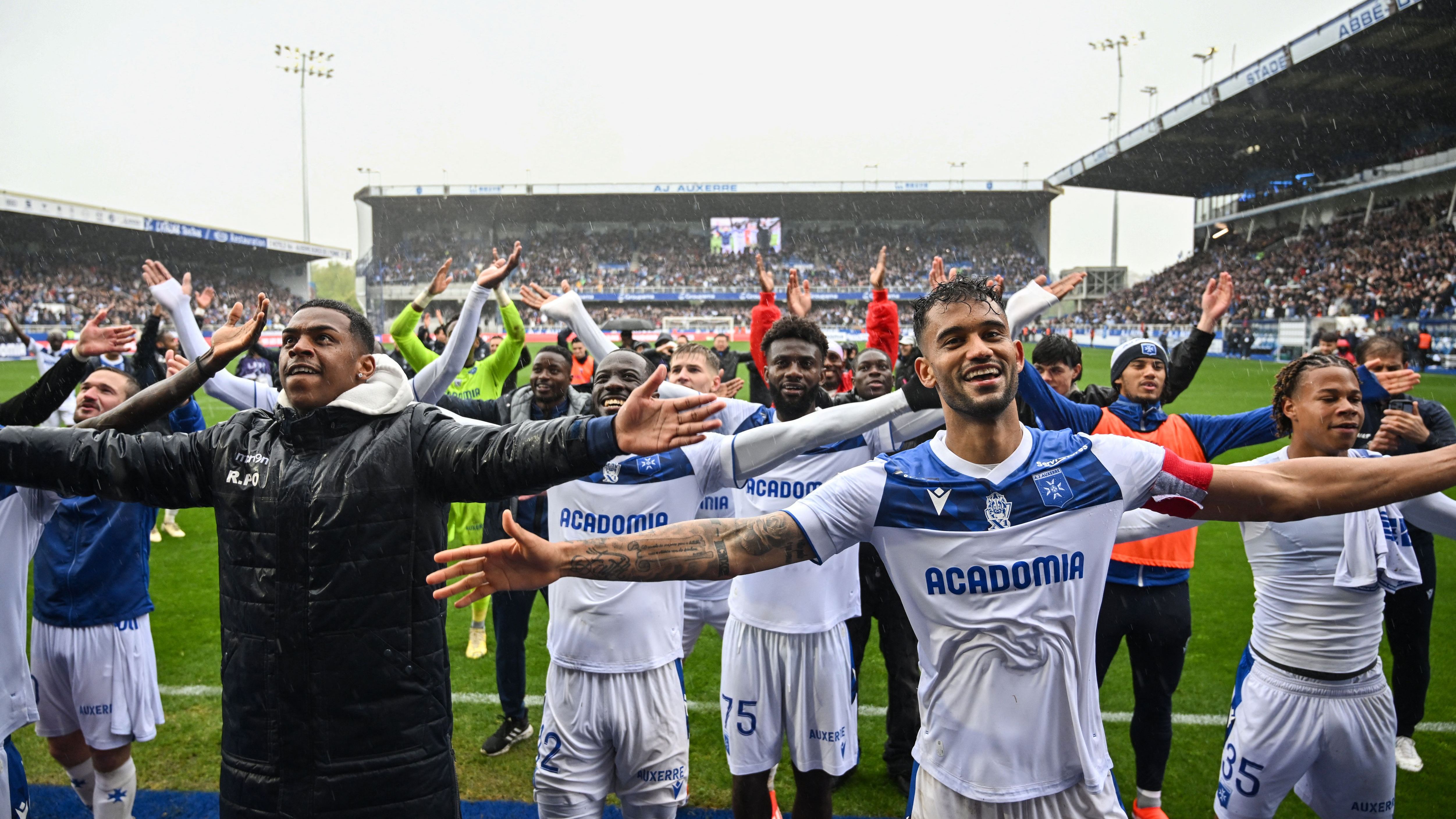 FBL-FRA-LIGUE2-AUXERRE-PARIS FC