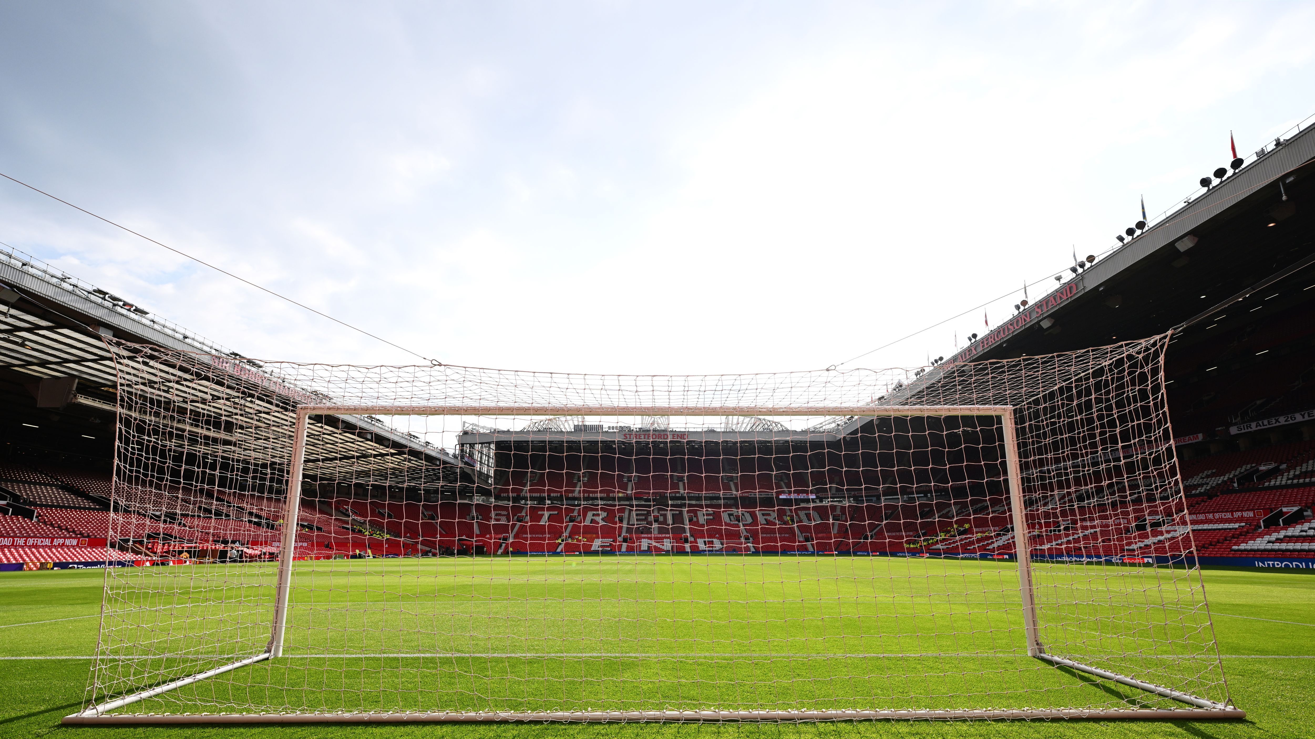 Manchester United v Newcastle United - Premier League