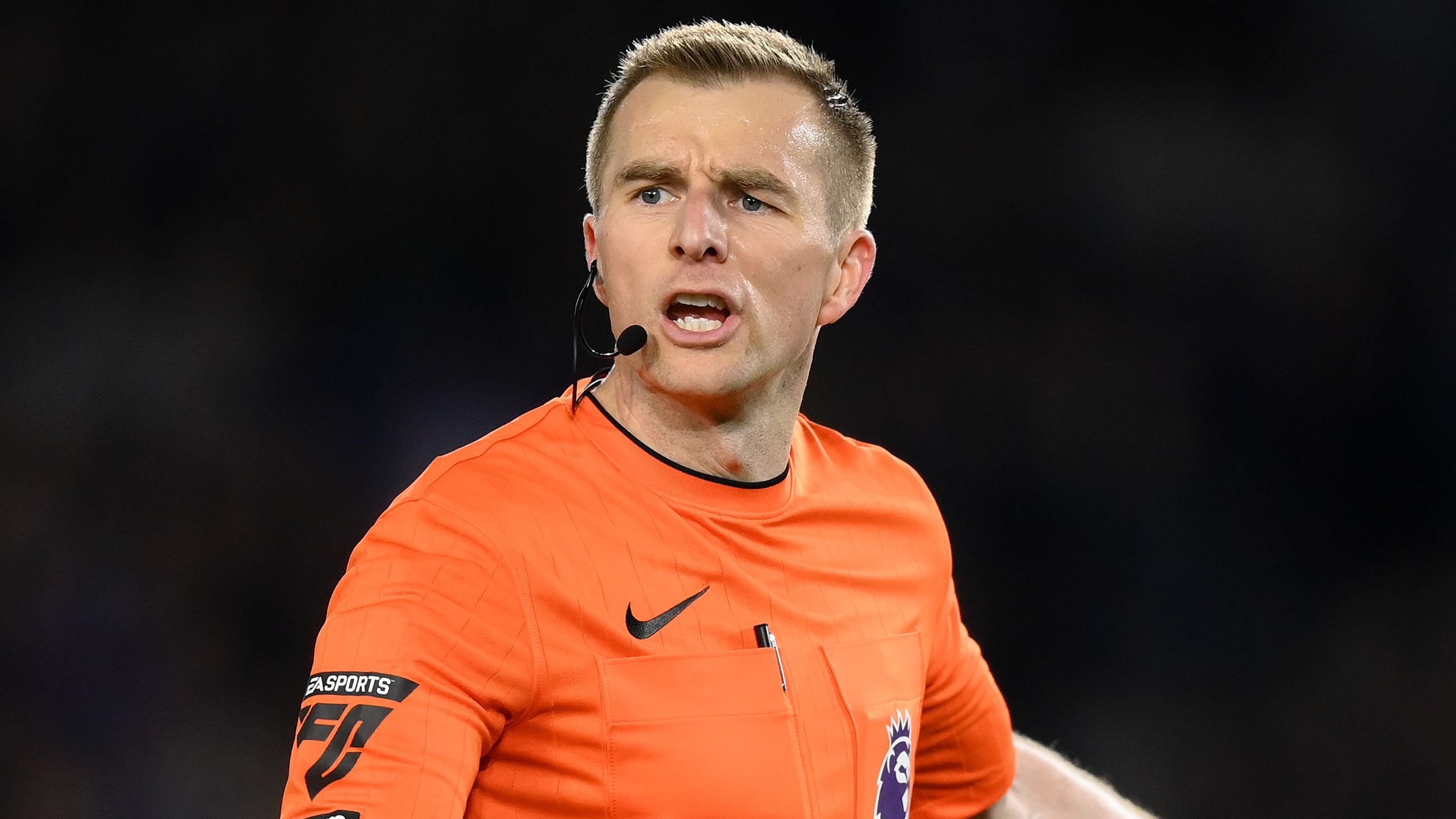 Premier League replace VAR for Liverpool's title showdown with Arsenal after incorrect intervention in Chelsea's controversial win against Fulham | Goal.com UK
