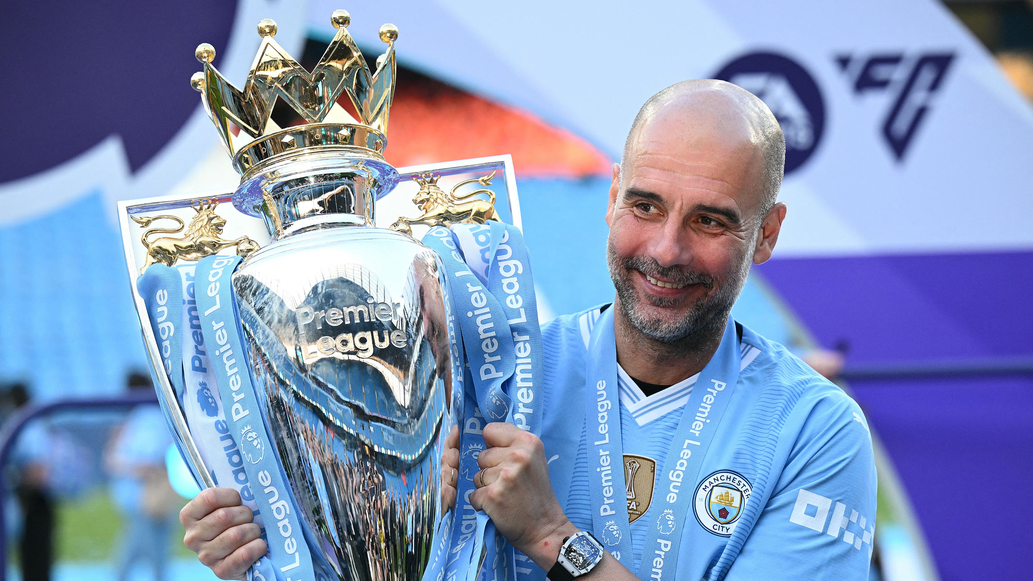 TOPSHOT-FBL-ENG-PR-MAN CITY-WEST HAM
