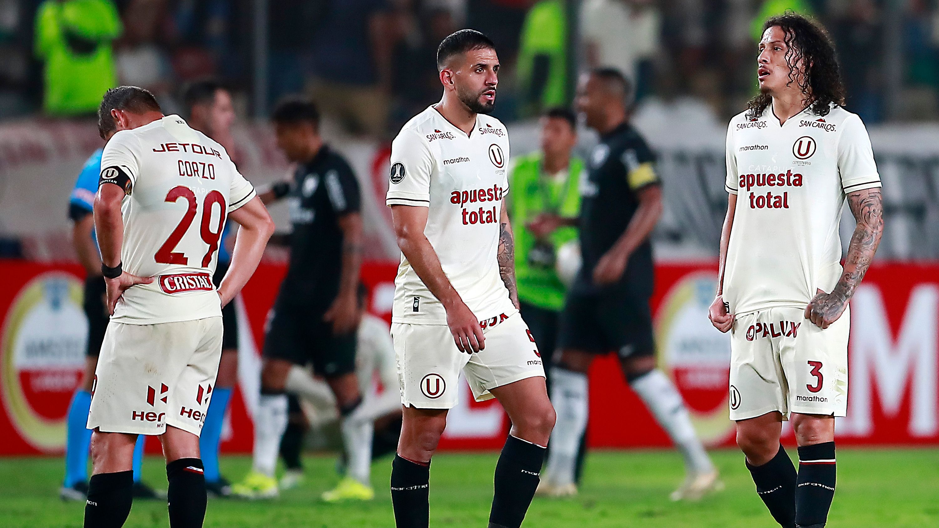 Universitario v Botafogo - Copa CONMEBOL Libertadores 2024