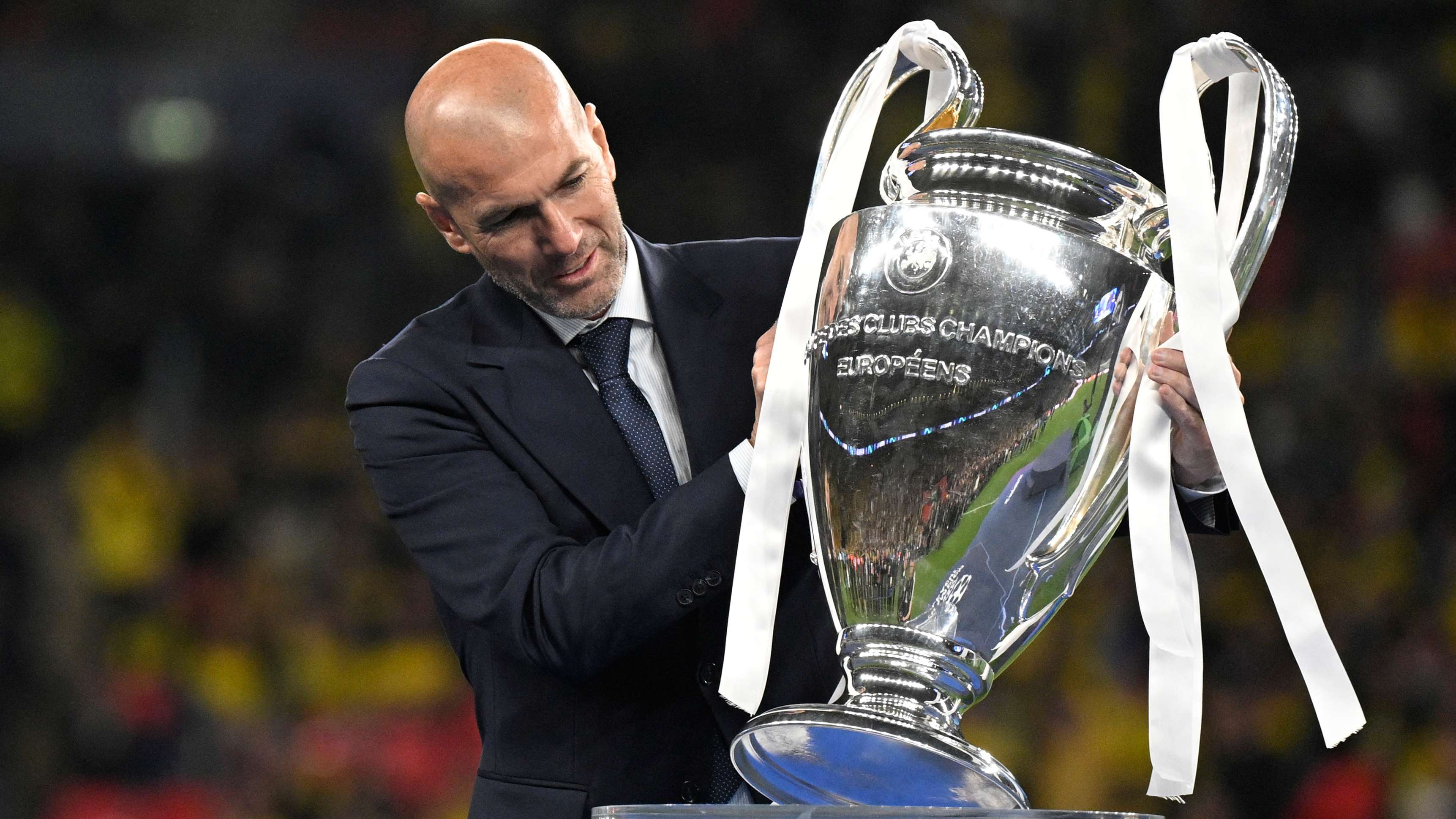 TOPSHOT-FBL-EUR-C1-DORTMUND-REAL MADRID