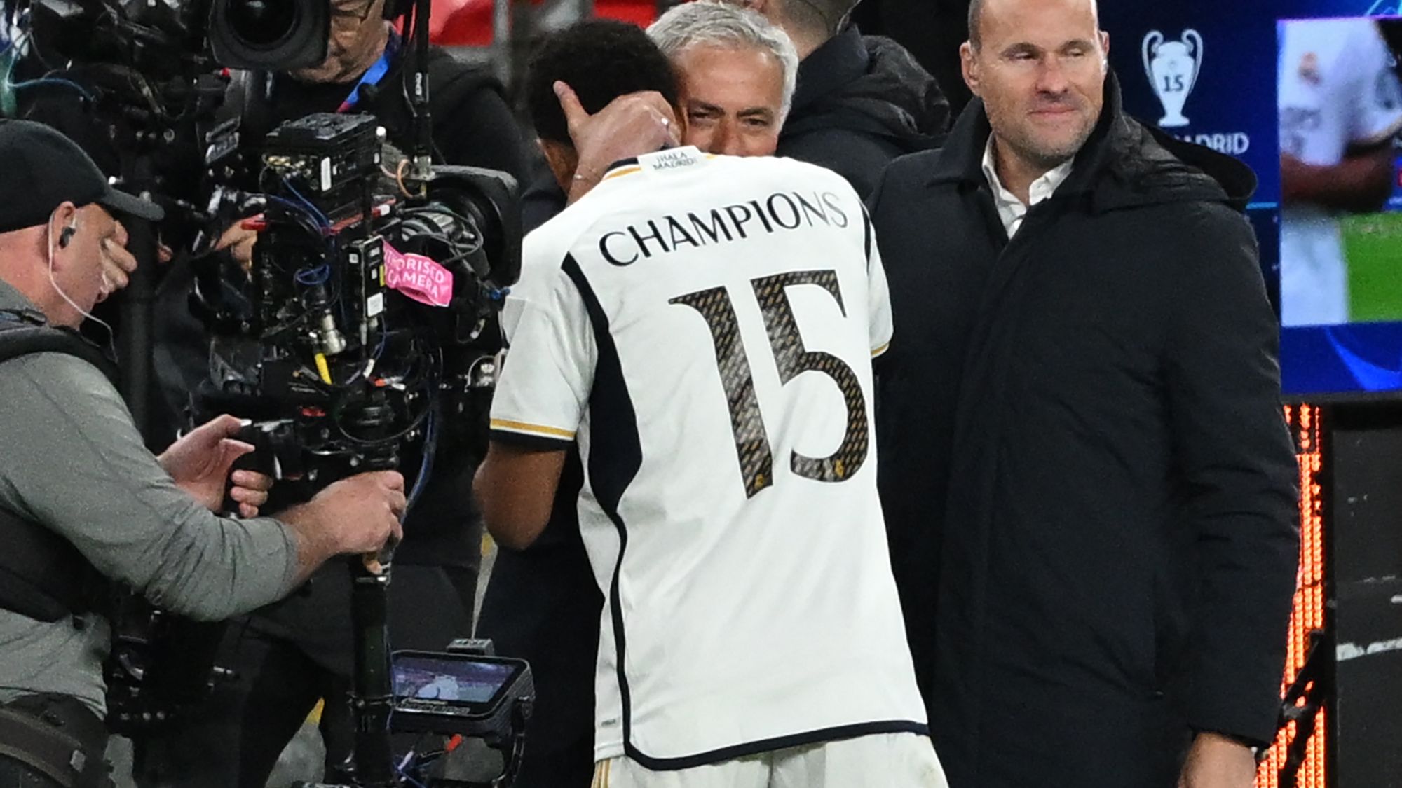 CORRECTION / FBL-EUR-C1-DORTMUND-REAL MADRID