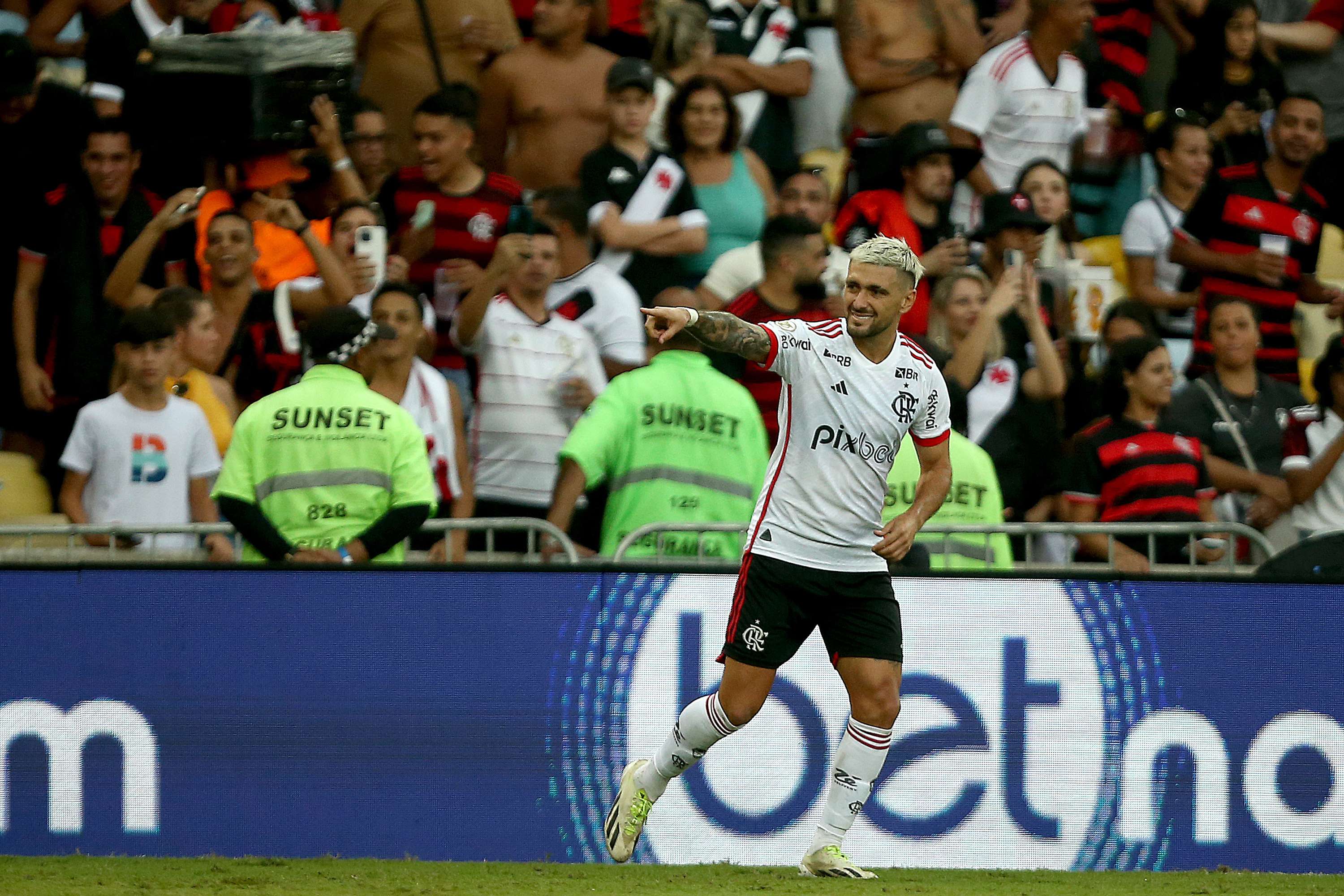 Vasco da Gama v Flamengo - Brasileirao 2024