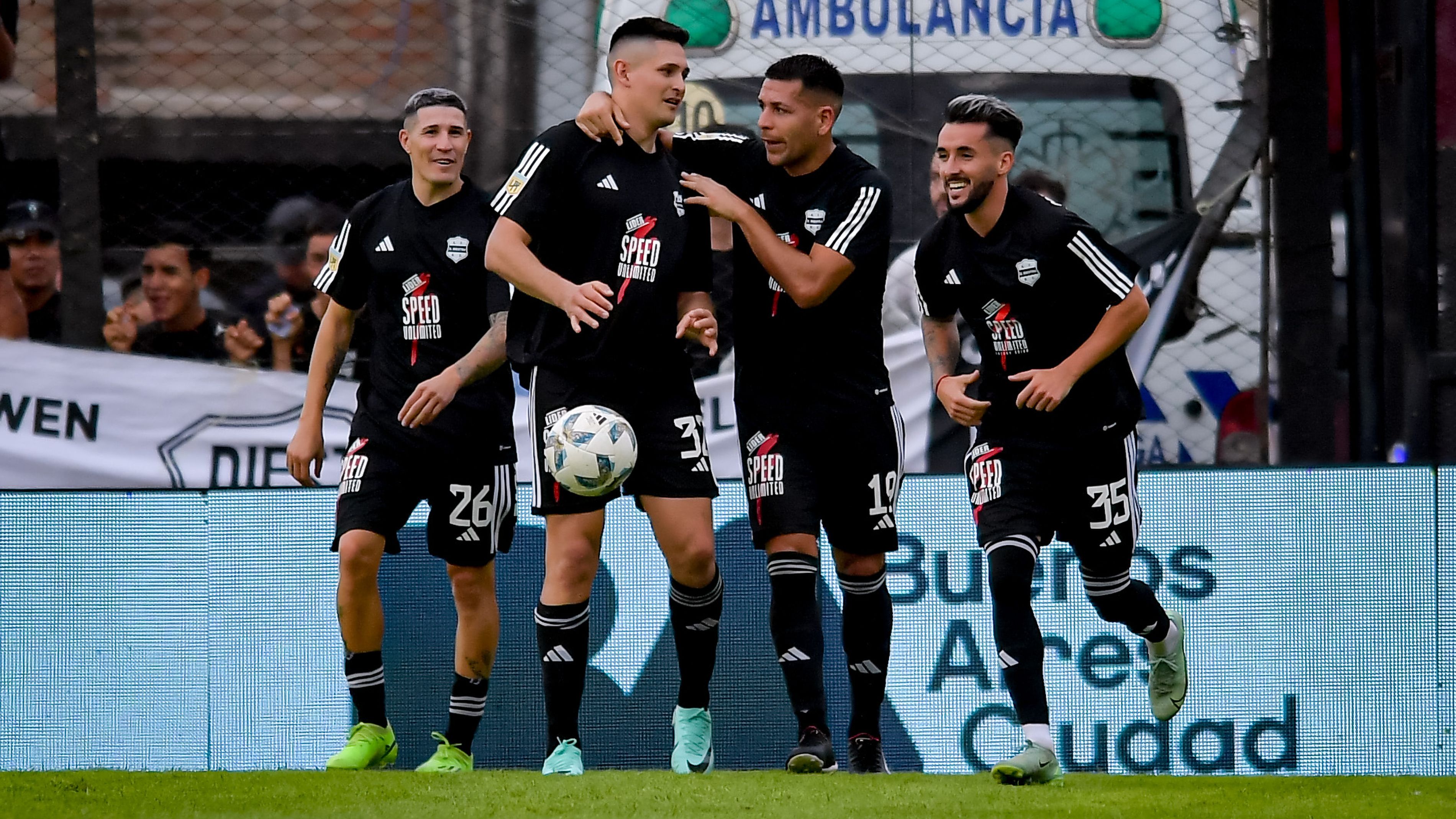 Deportivo Riestra v River Plate - Liga Profesional 2024