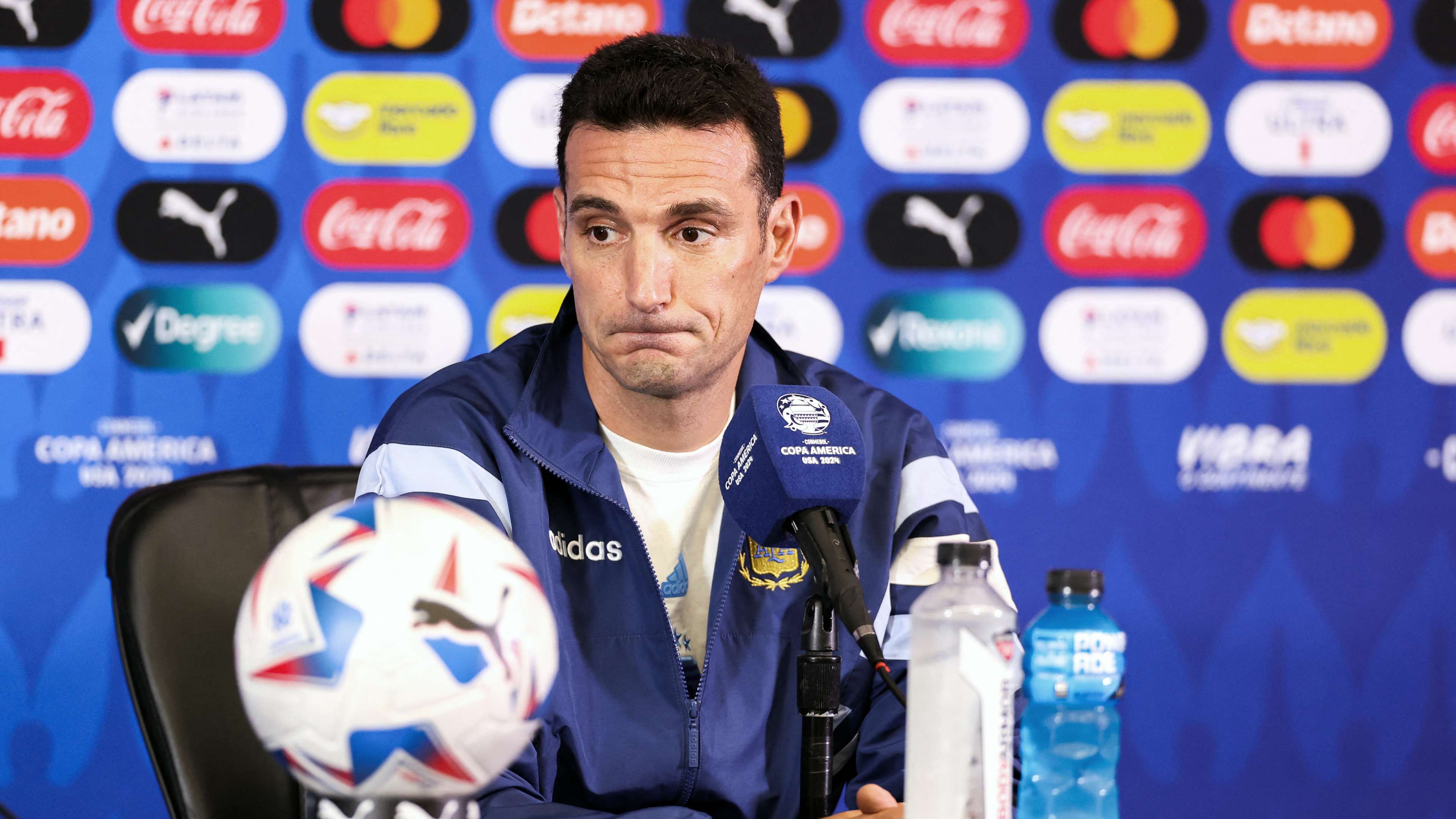 FBL-COPA AMERICA-2024-ARG-PRESSER