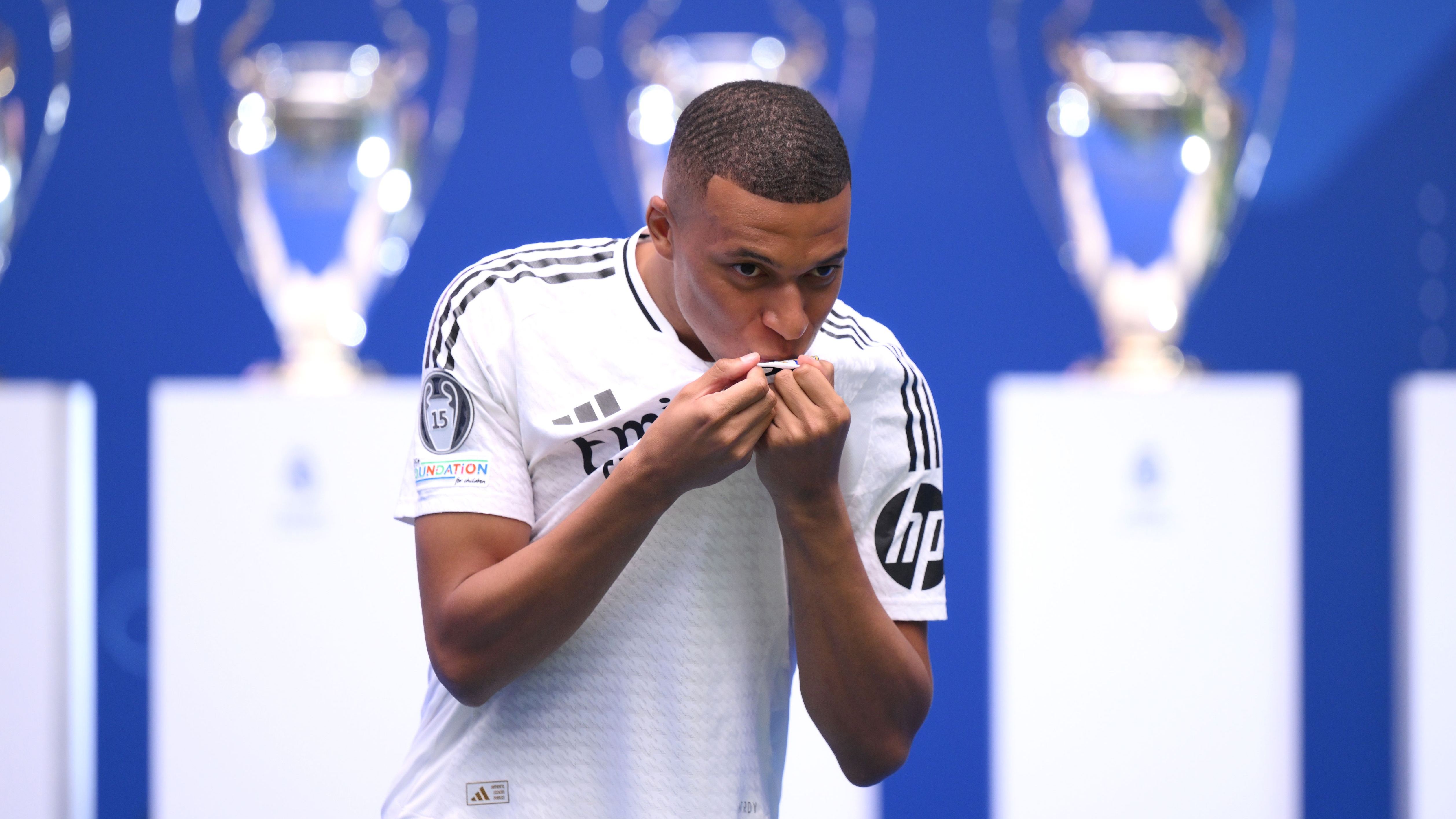 Real Madrid Unveils New Signing Kylian Mbappe