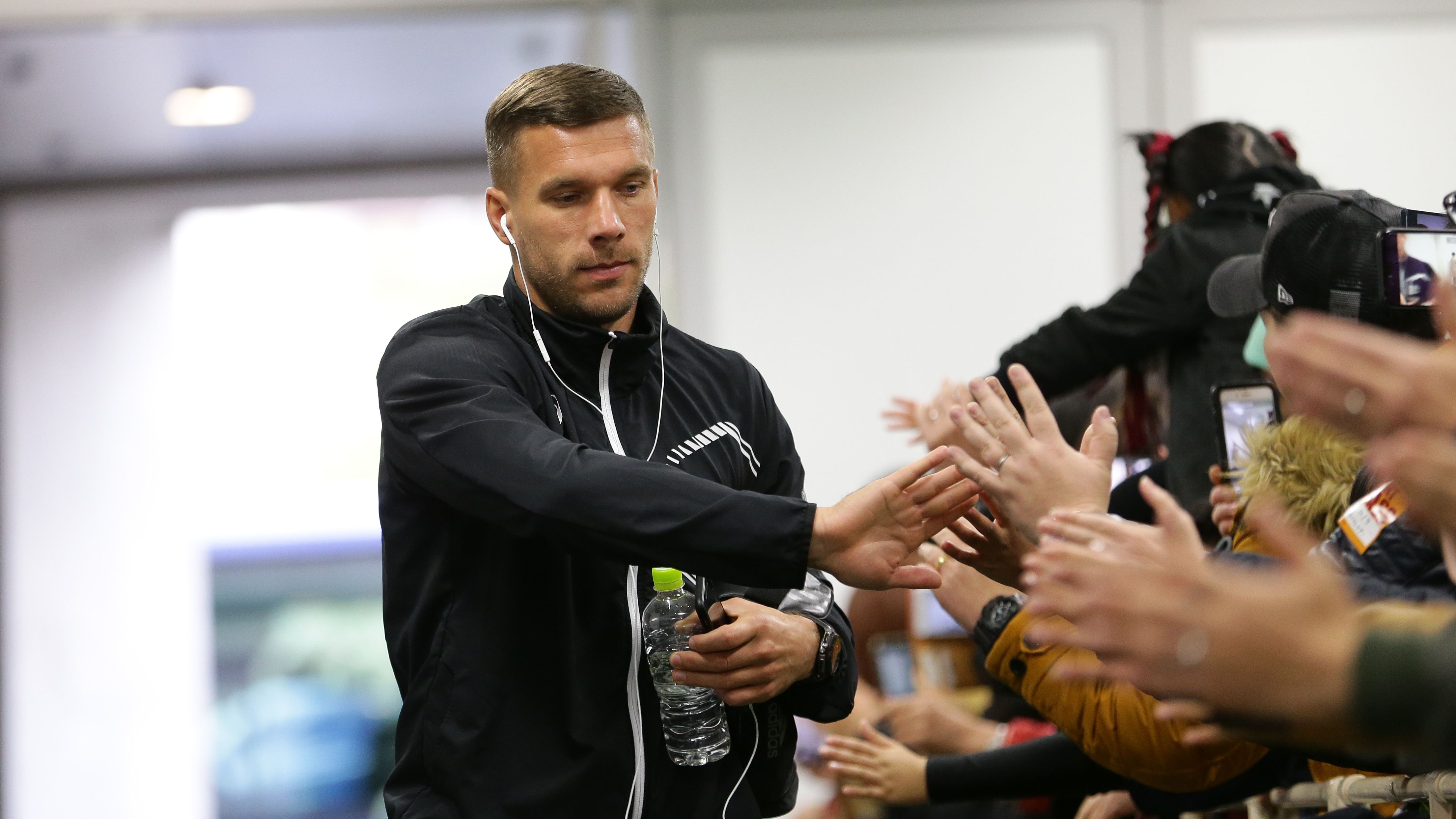 Vissel Kobe v Júbilo Iwata - J.LEAGUE J1