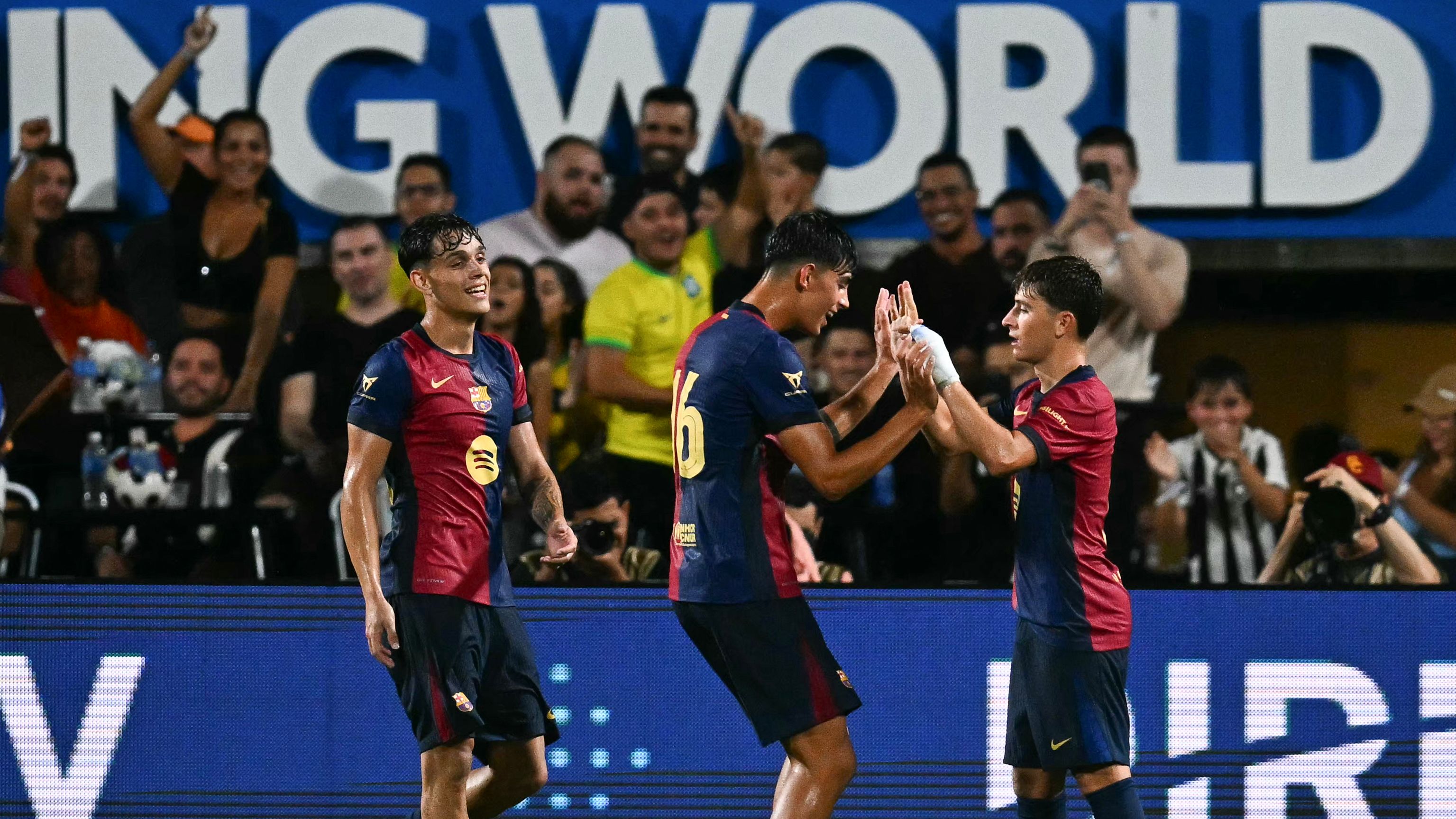 FBL-FRIENDLY-BARCELONA-MAN CITY