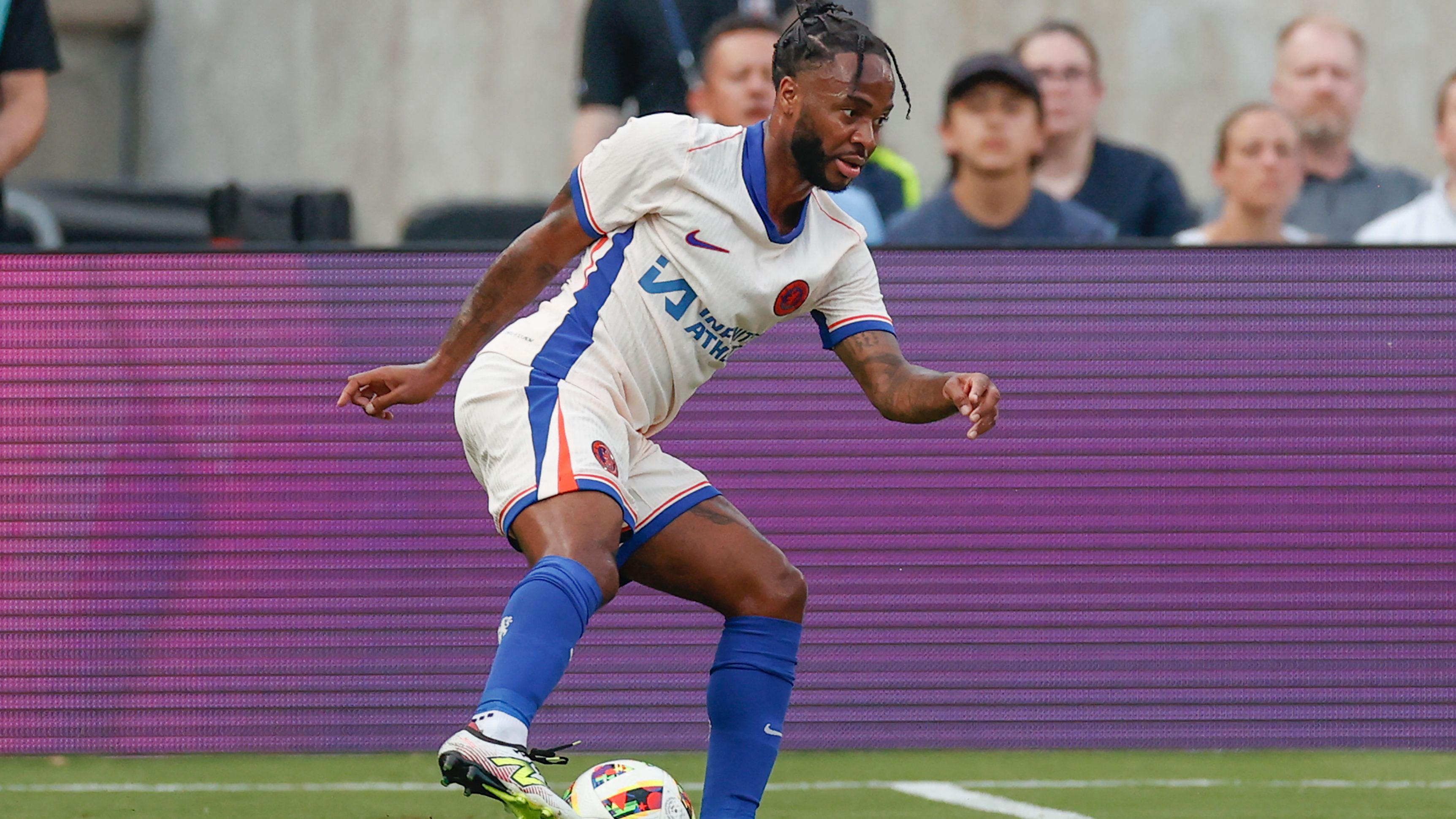 FBL-FRIENDLY-MAN CITY-CHELSEA