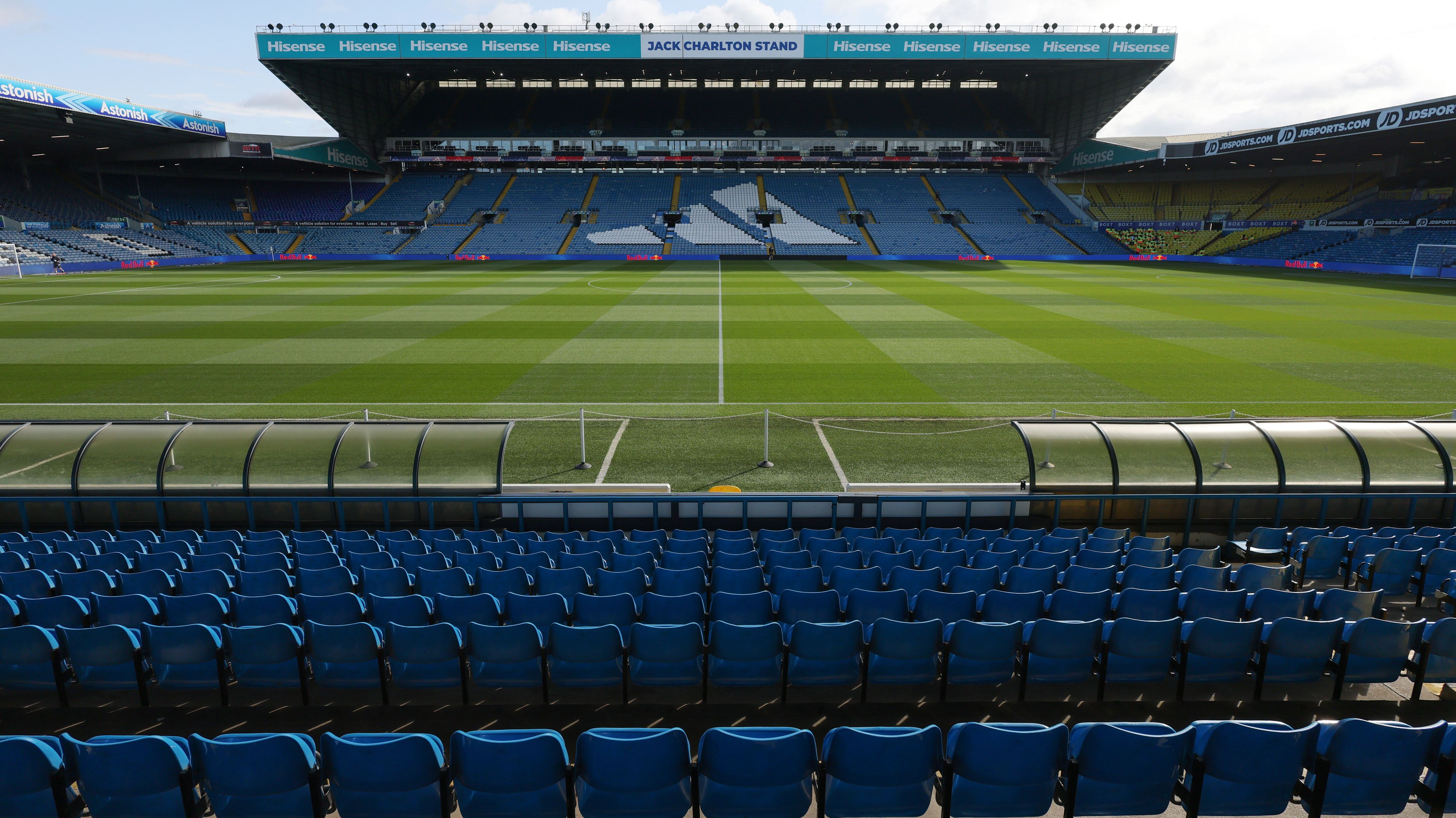 Leeds United FC v Portsmouth FC - Sky Bet Championship