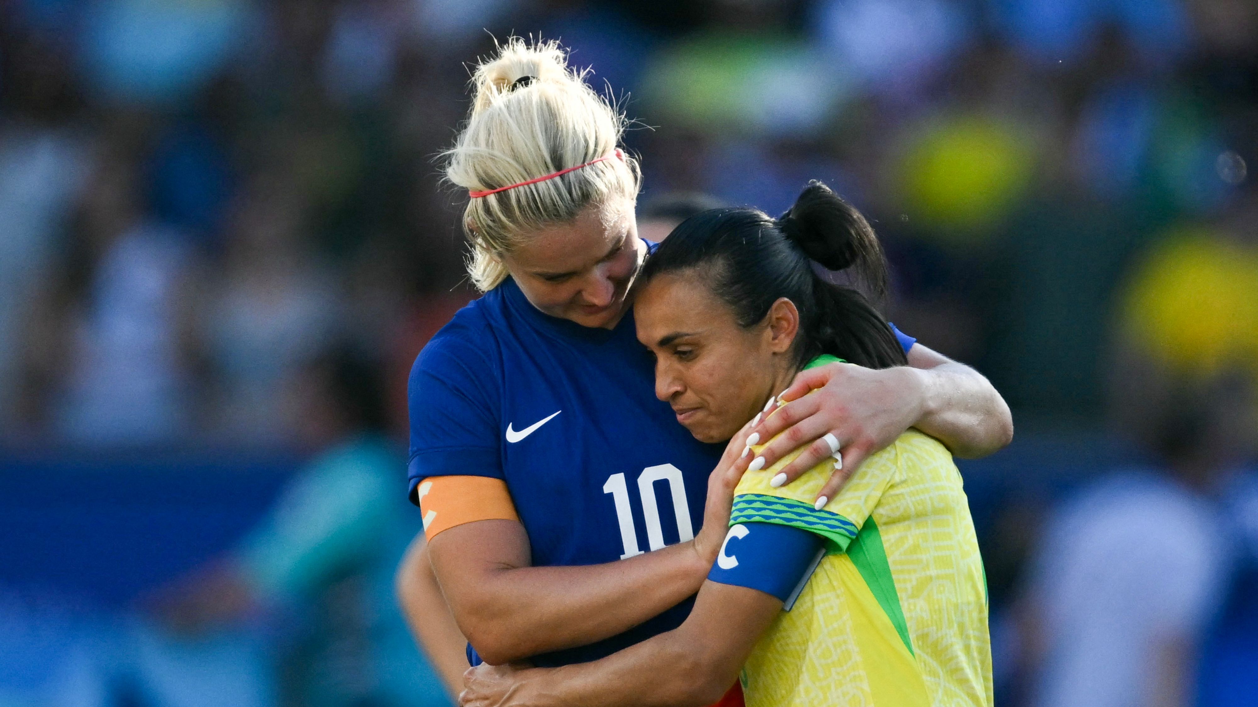 TOPSHOT-FBL-OLY-PARIS-2024-BRA-US