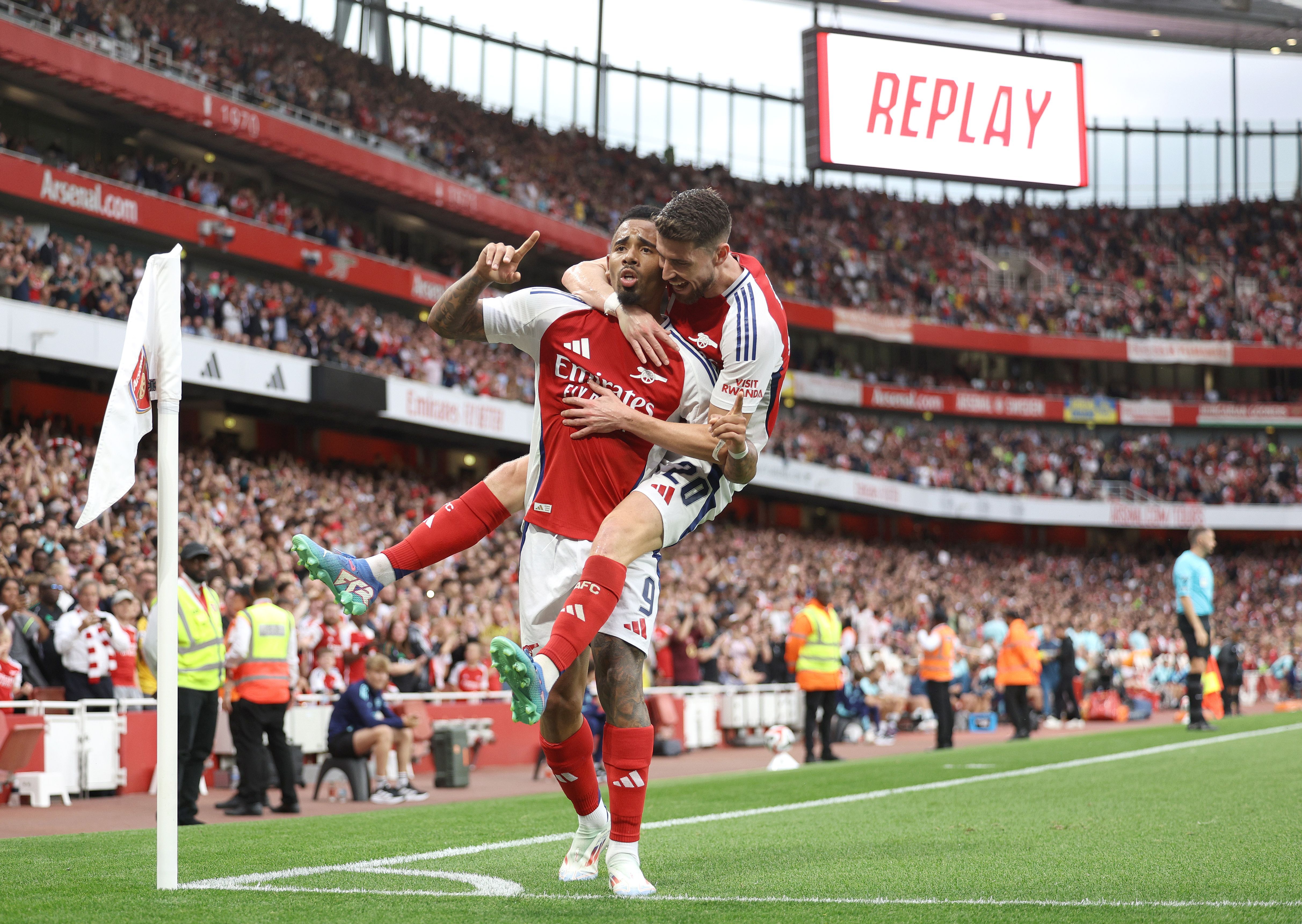 Arsenal v Bayer 04 Leverkusen - Pre-Season Friendly