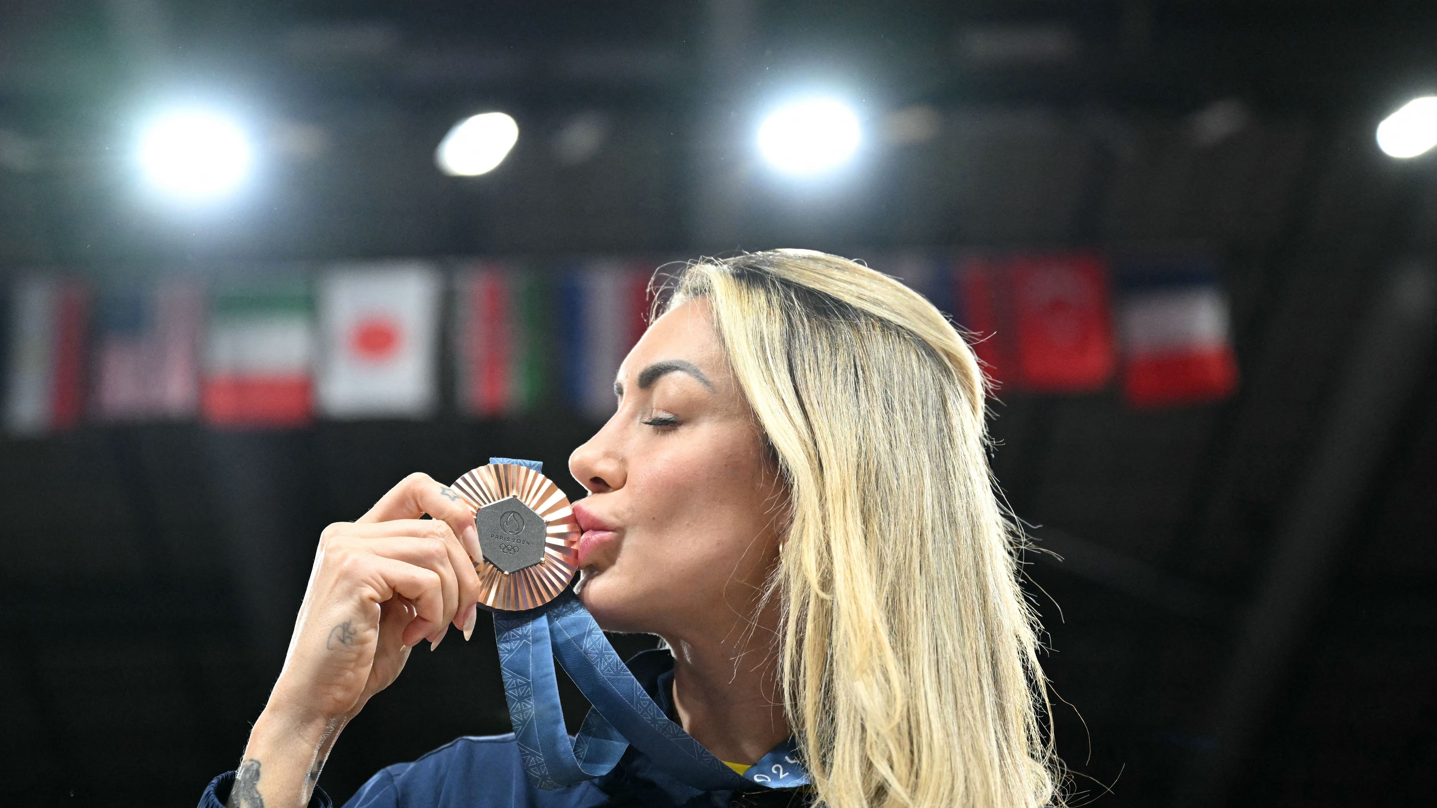 VOLLEYBALL-OLY-PARIS-2024-USA-ITA-MEDALS