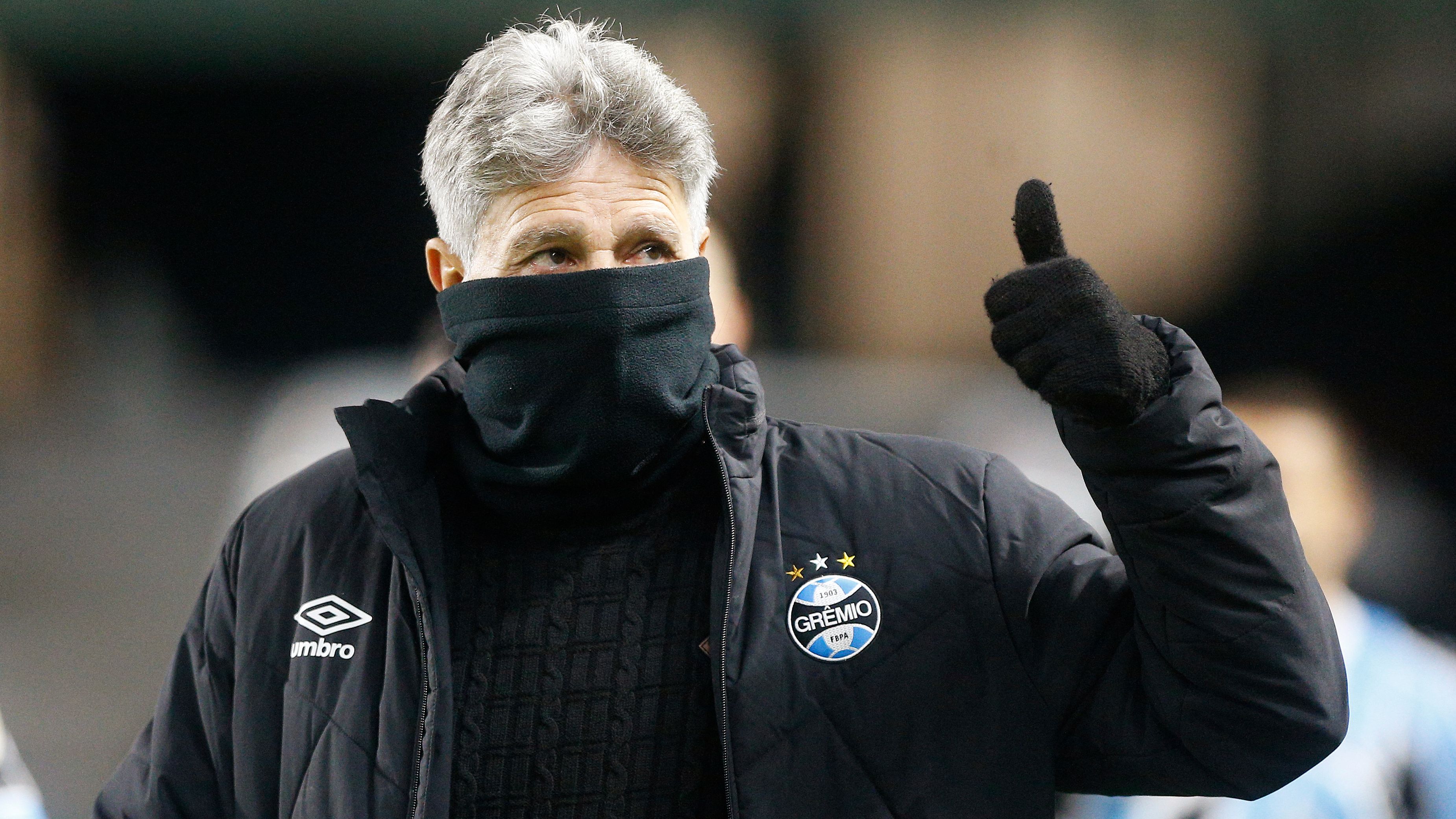 FBL-LIBERTADORES-GREMIO-FLUMINENSE