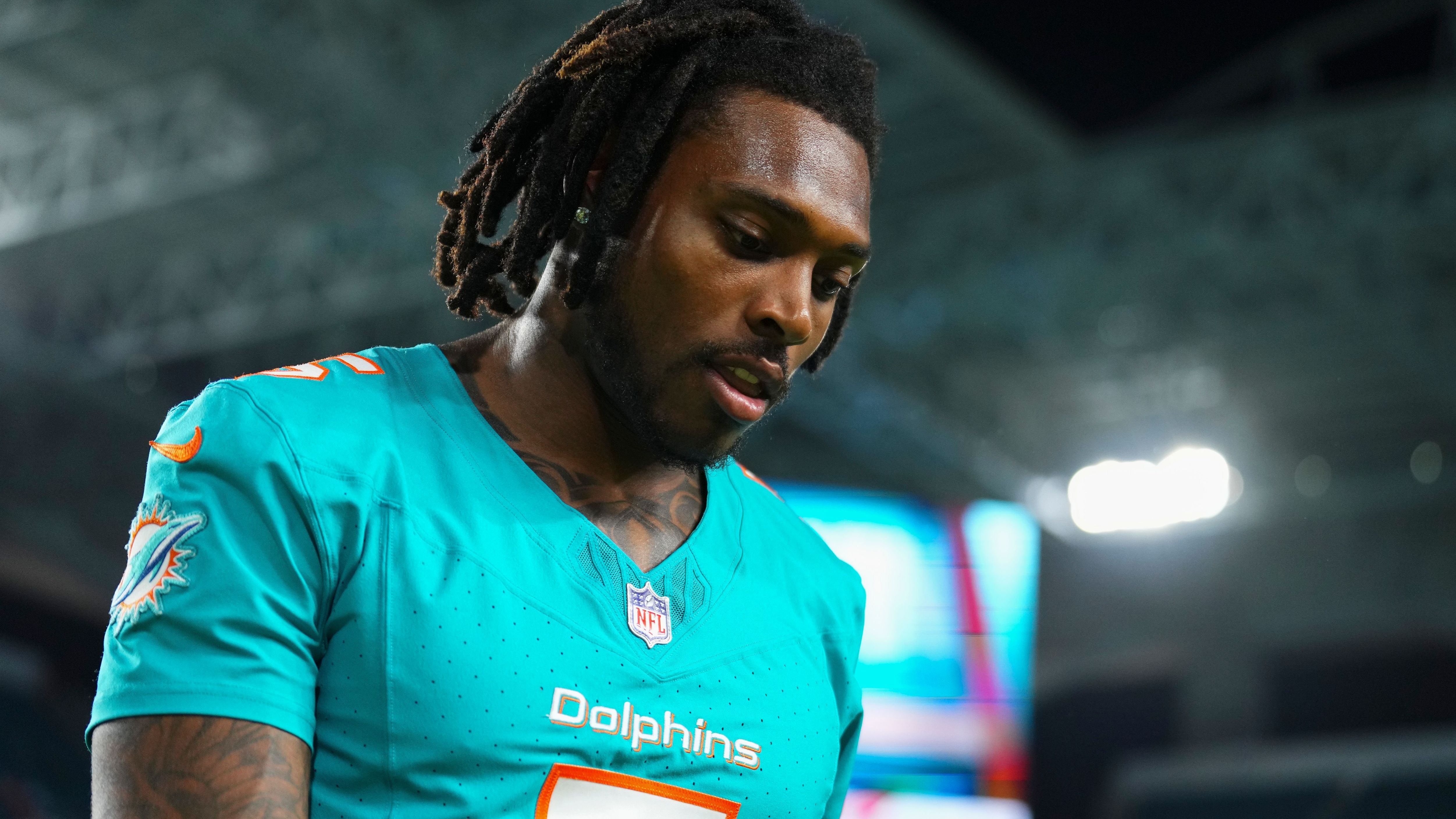 Atlanta Falcons v Miami Dolphins