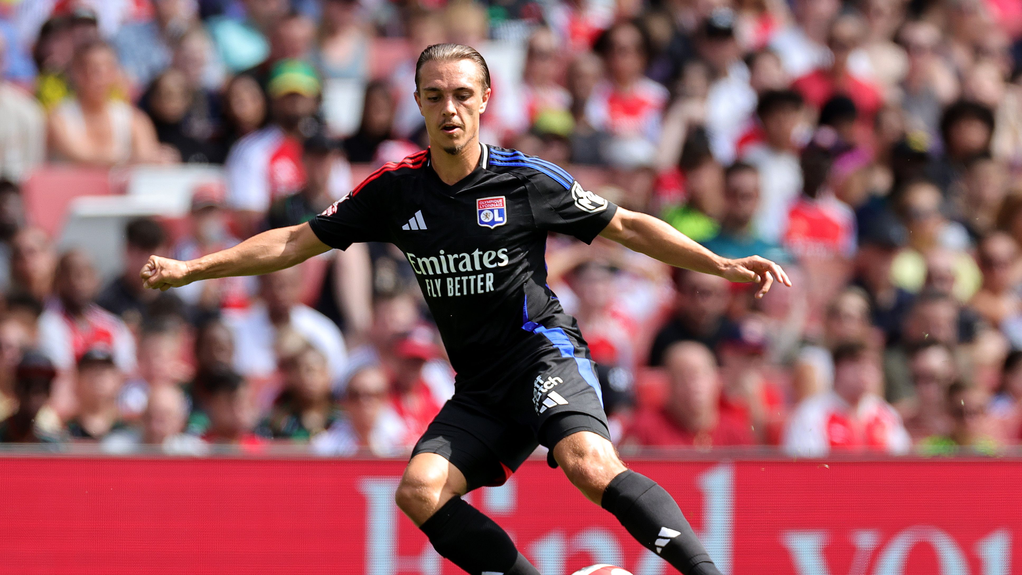 Arsenal v Olympique Lyonnais - Pre-Season Friendly