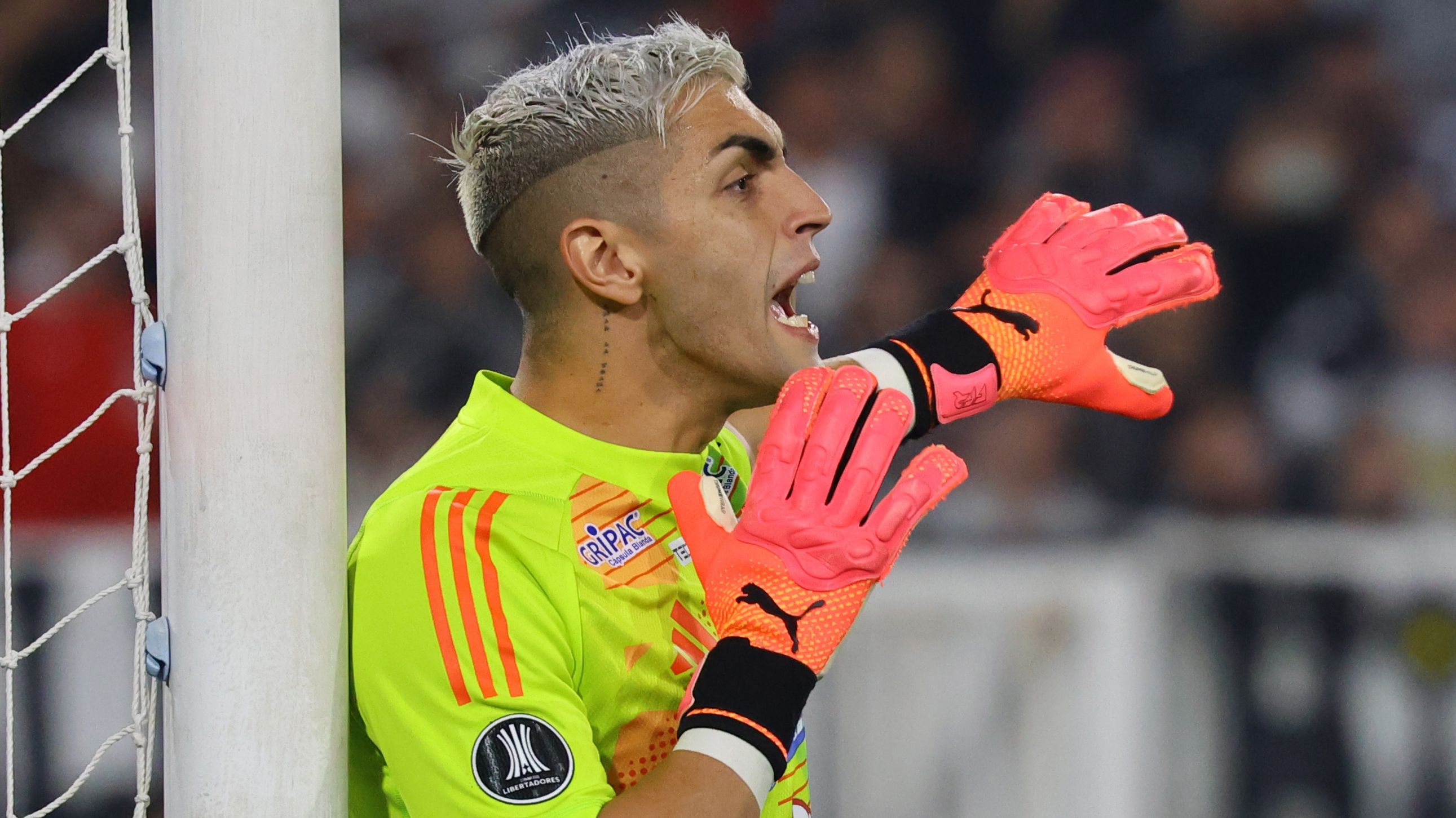 Colo Colo v Junior - Copa CONMEBOL Libertadores 2024