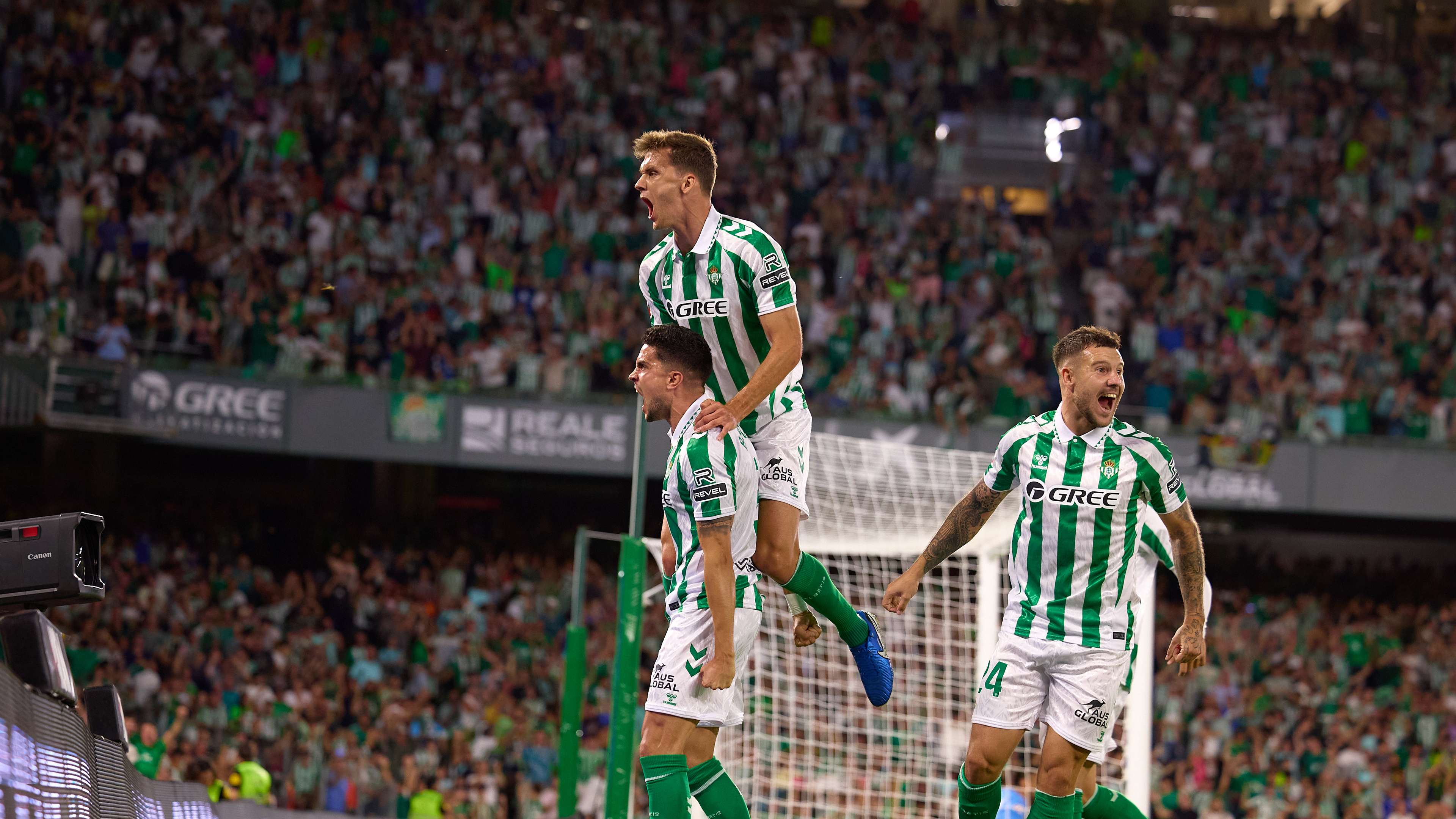 Real Betis Balompie v Girona FC - La Liga EA Sports