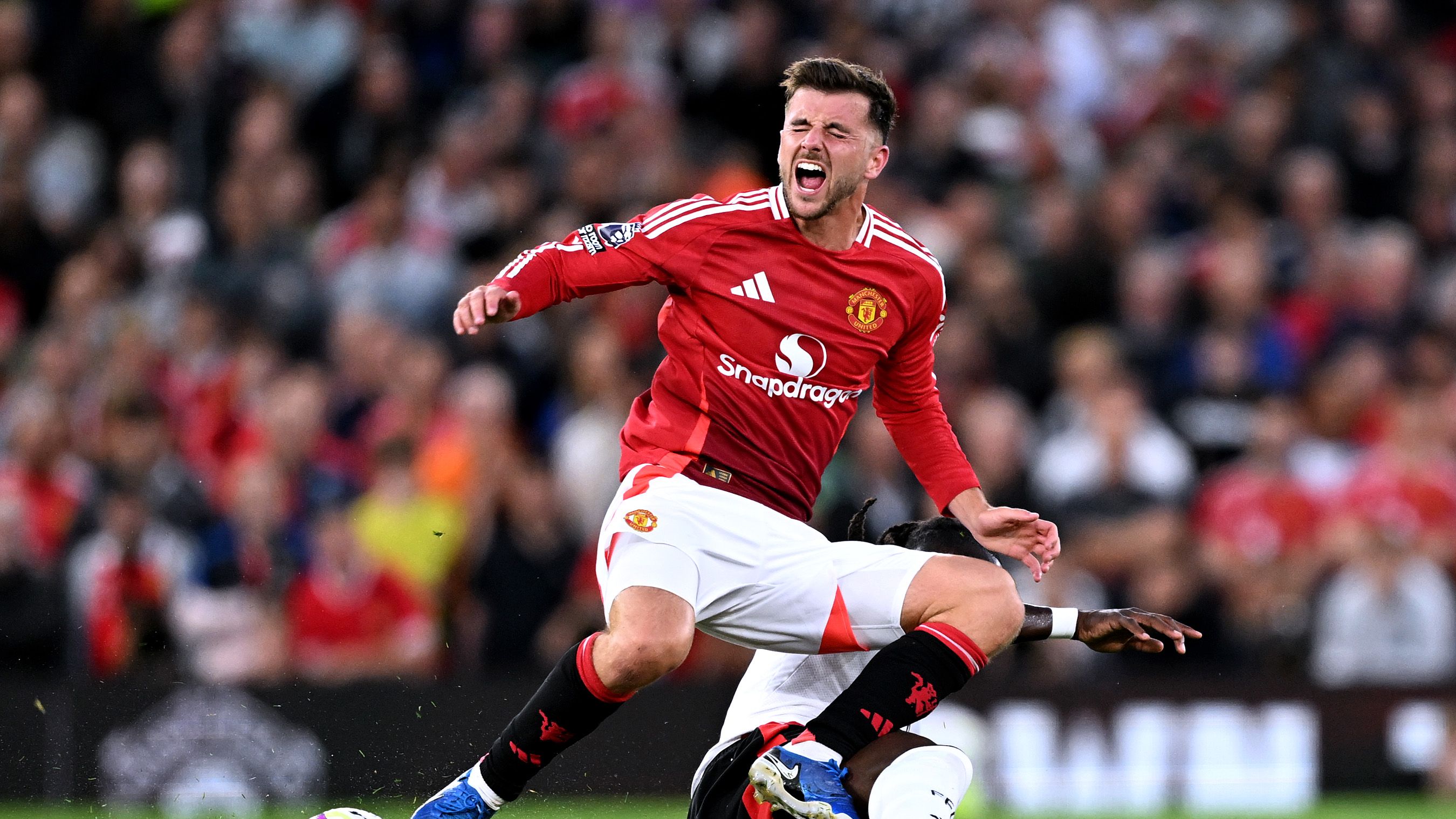 Manchester United FC v Fulham FC - Premier League