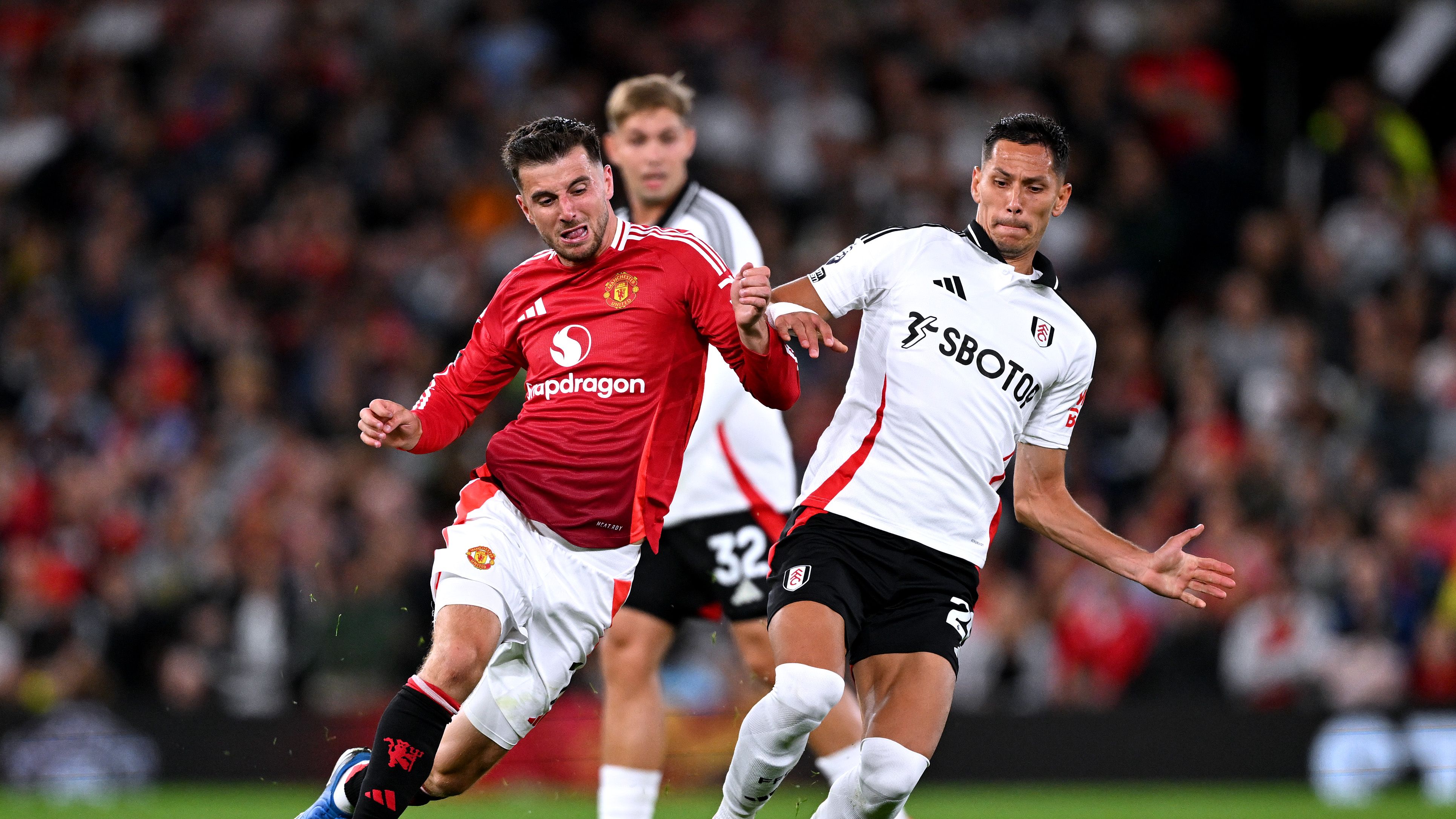 Manchester United FC v Fulham FC - Premier League