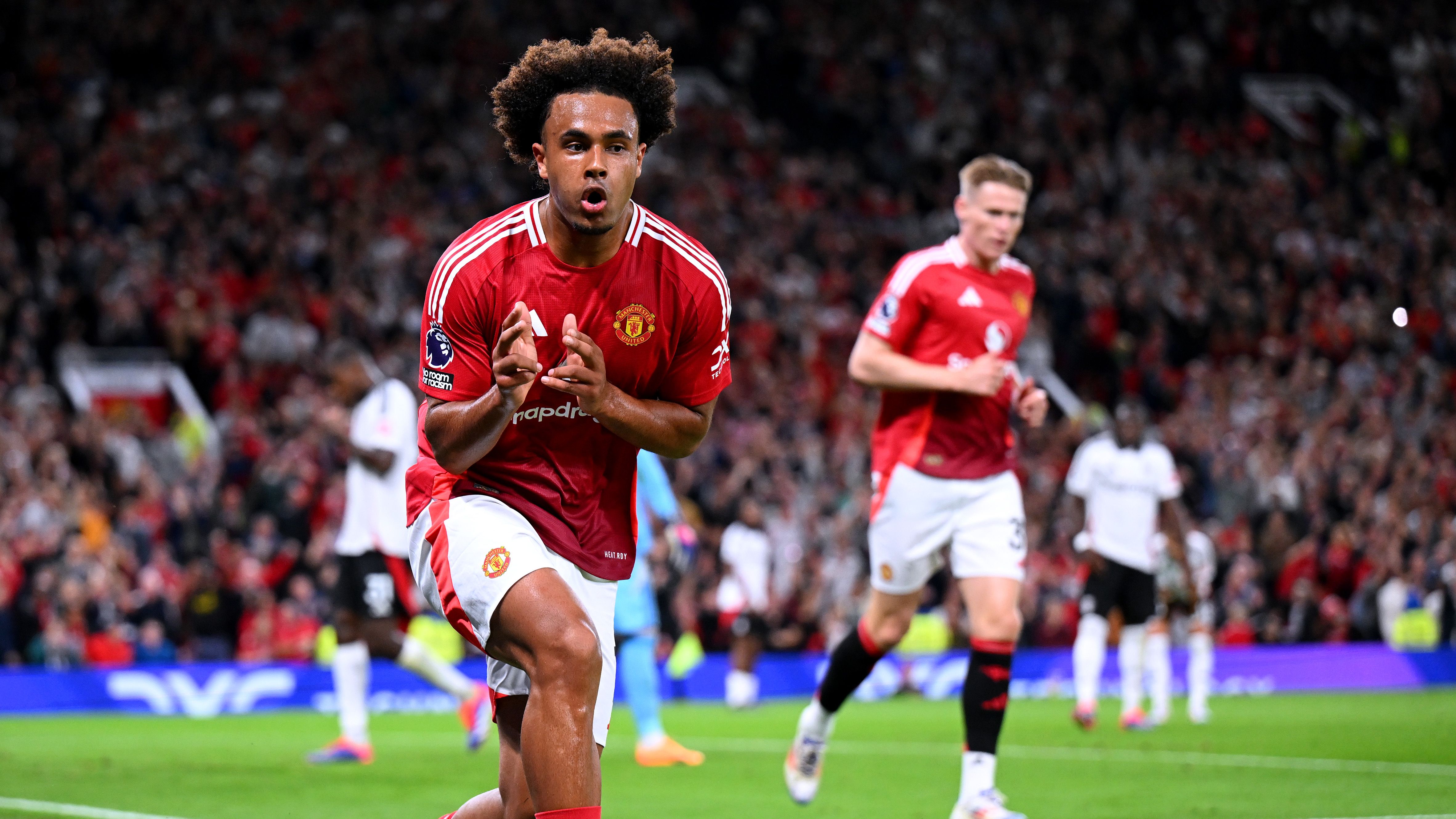 Manchester United FC v Fulham FC - Premier League