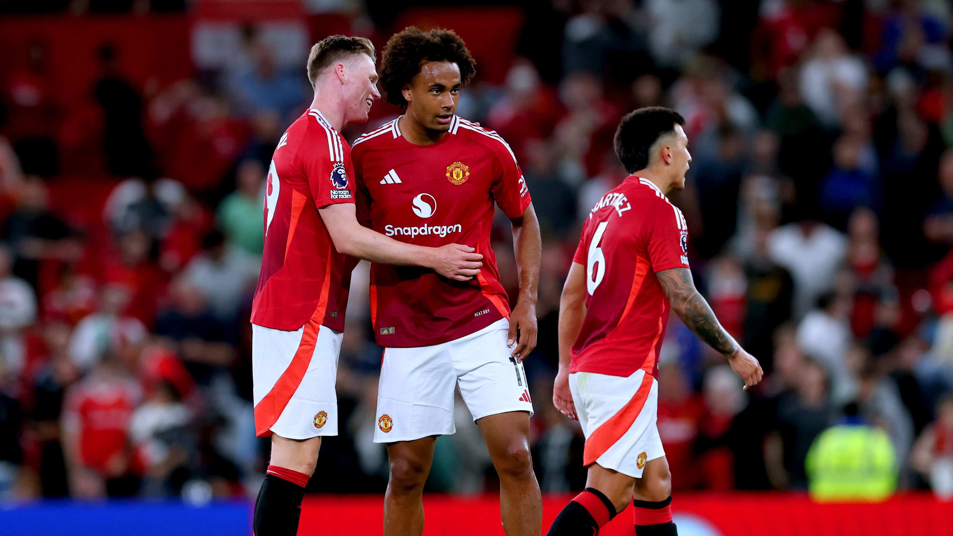 Manchester United FC v Fulham FC - Premier League