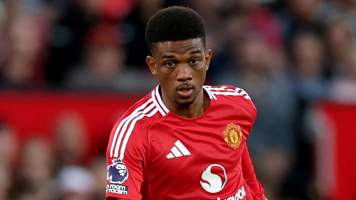 Manchester United FC v Fulham FC - Premier League