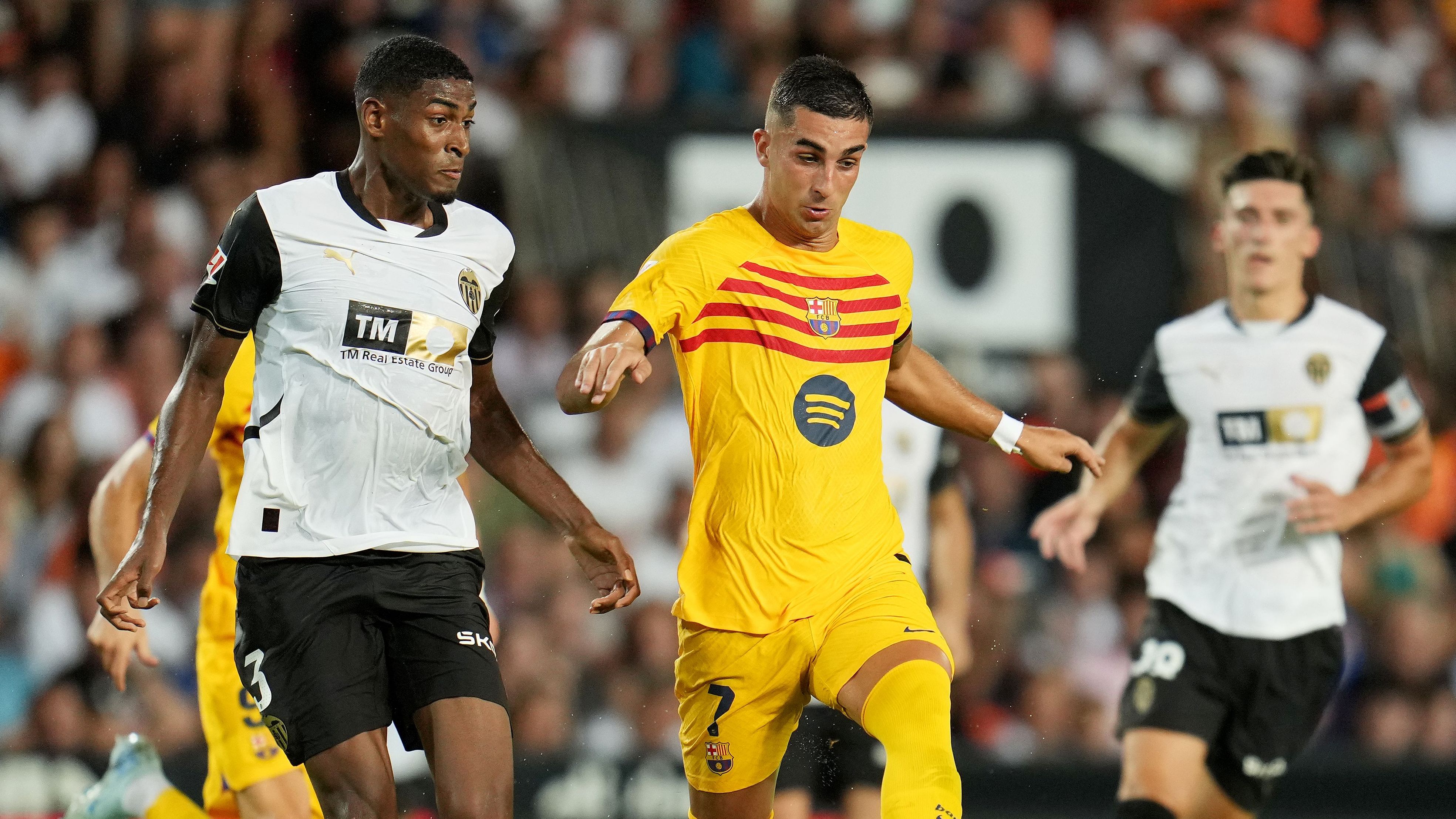 Valencia CF v FC Barcelona  - La Liga EA Sports