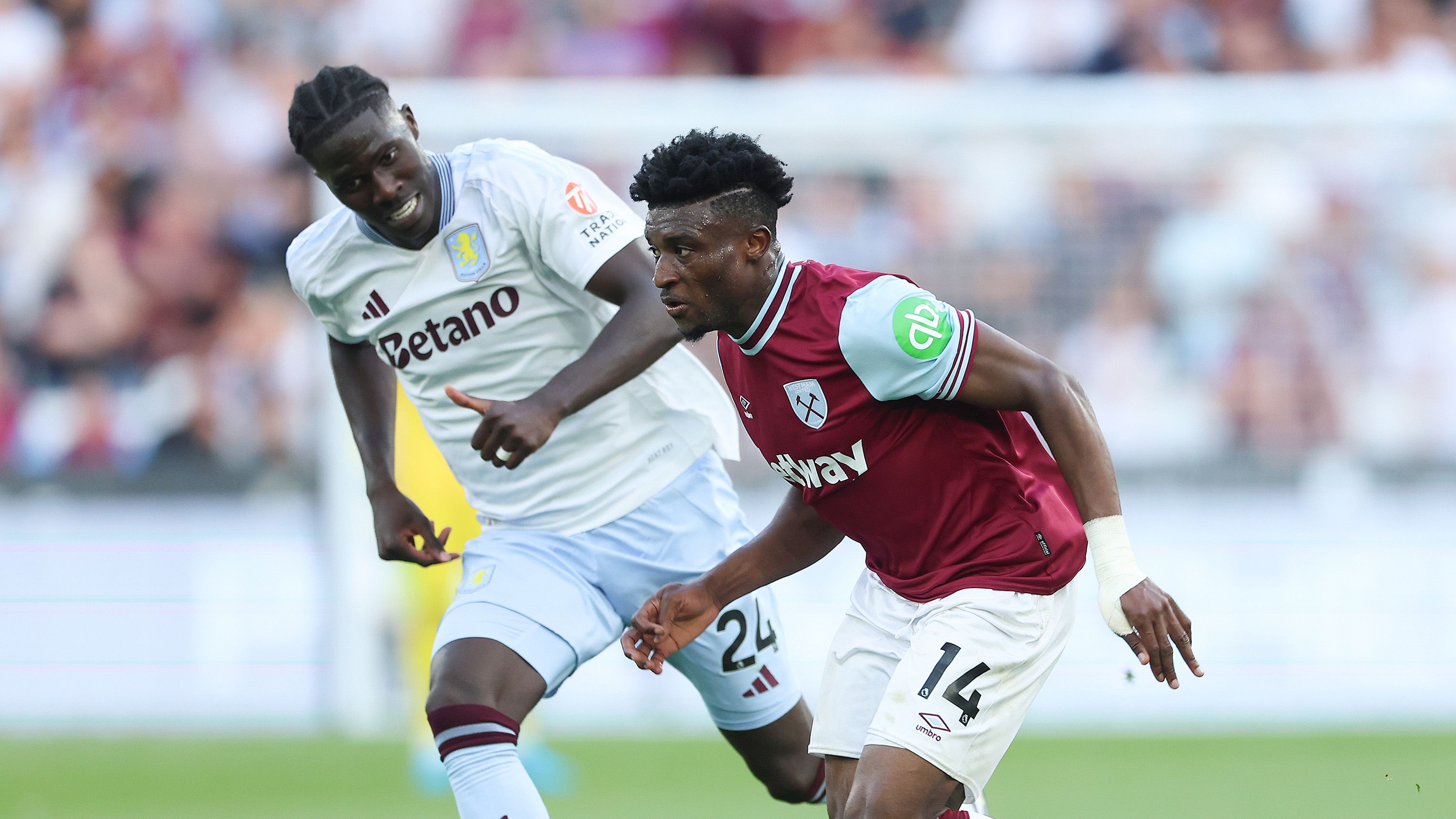 West Ham United FC v Aston Villa FC - Premier League