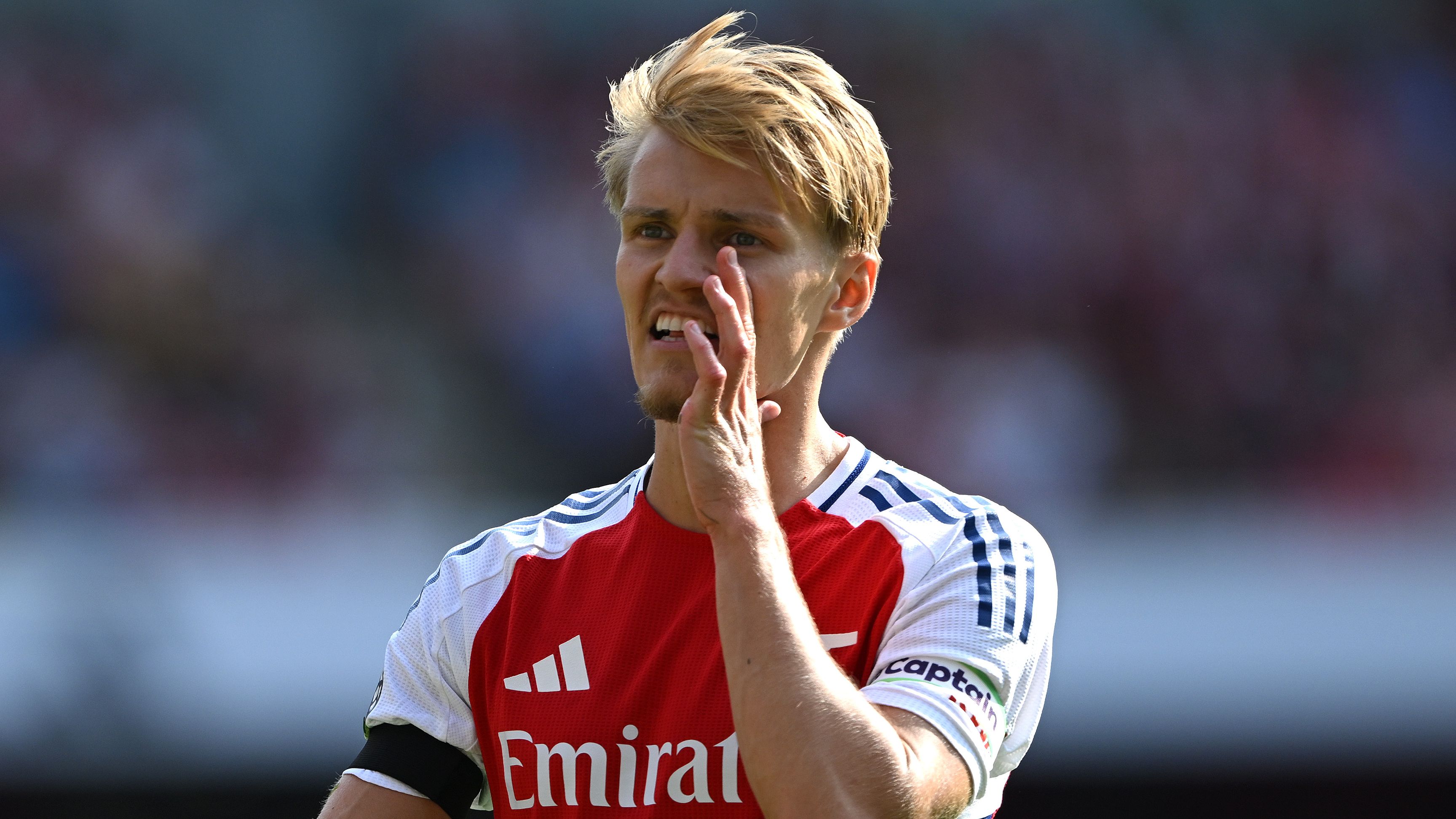 Arsenal FC v Wolverhampton Wanderers FC - Premier League