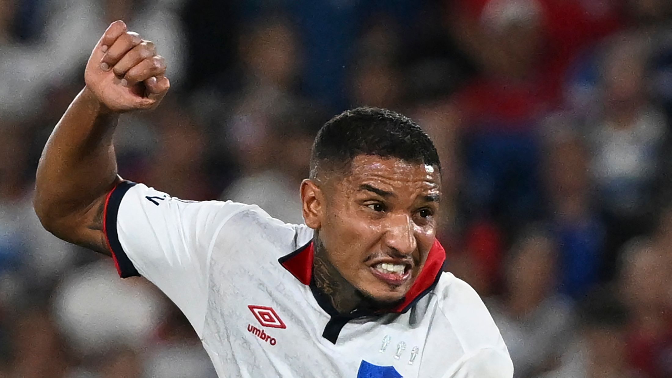 FBL-LIBERTADORES-NACIONALURU-ALWAYS-IZQUIERDO-HEALTH