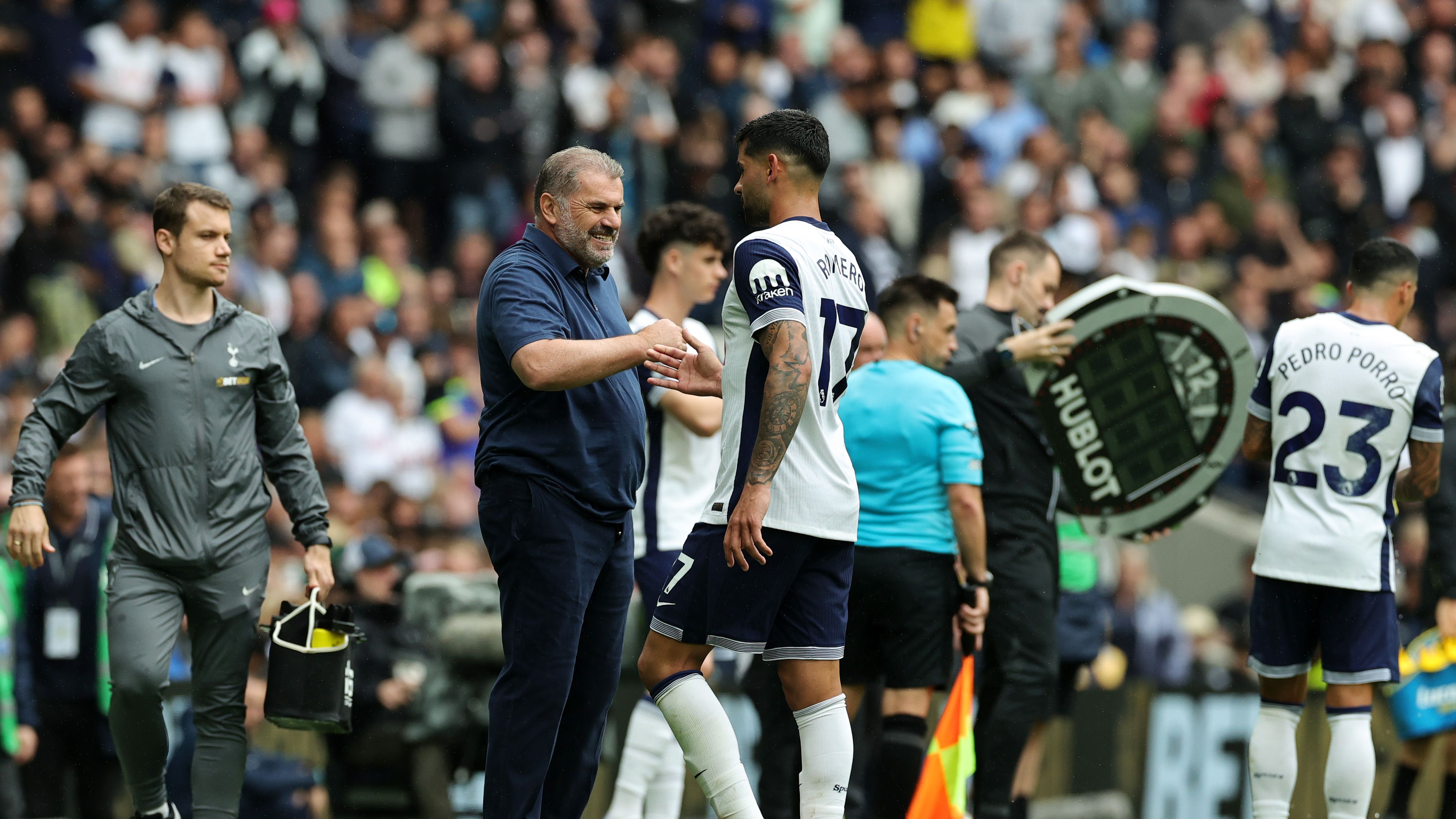 Tottenham Hotspur FC v Everton FC - Premier League