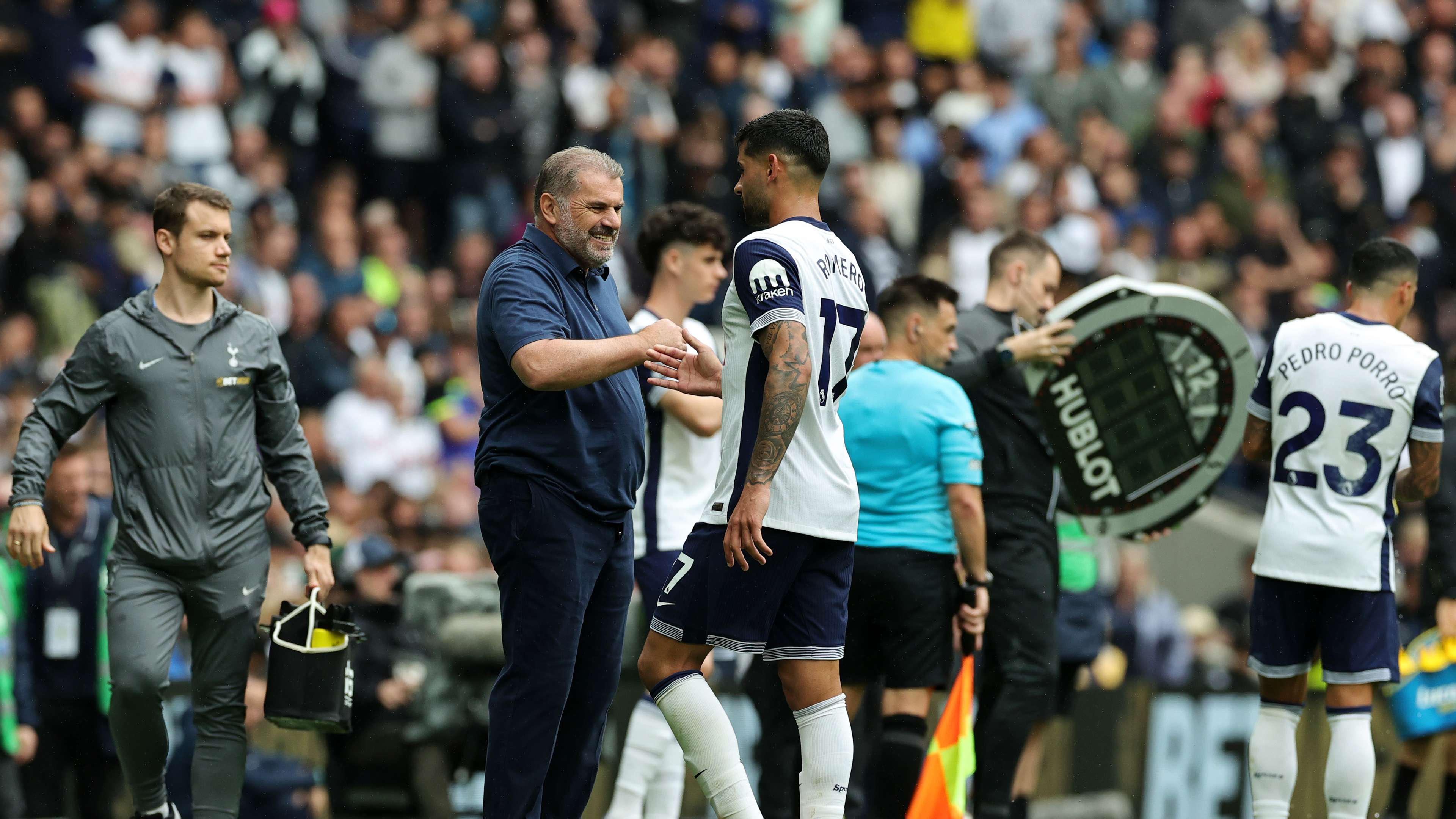 Tottenham Hotspur FC v Everton FC - Premier League