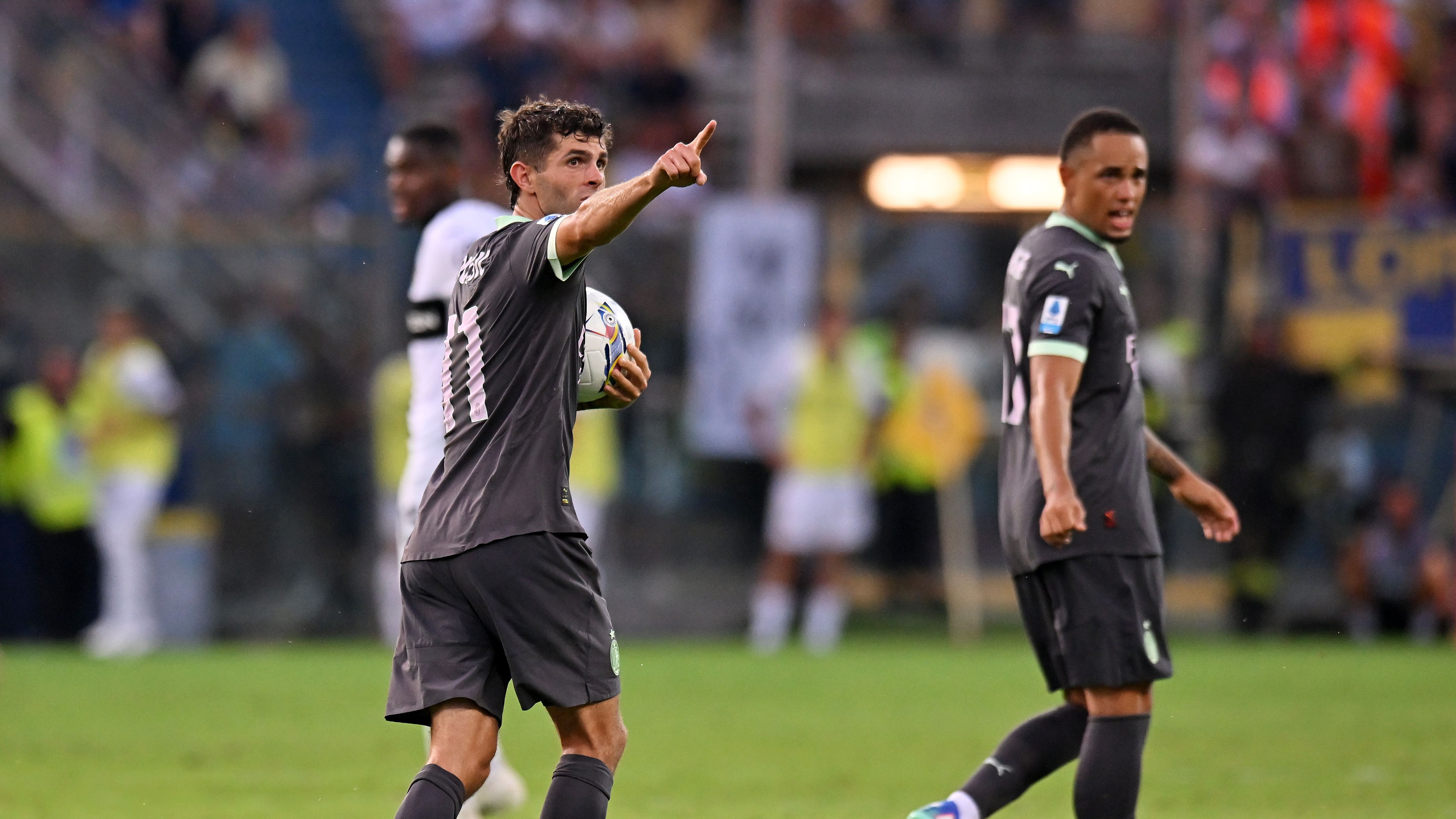 VIDEO: USMNT and AC Milan star Christian Pulisic makes history 