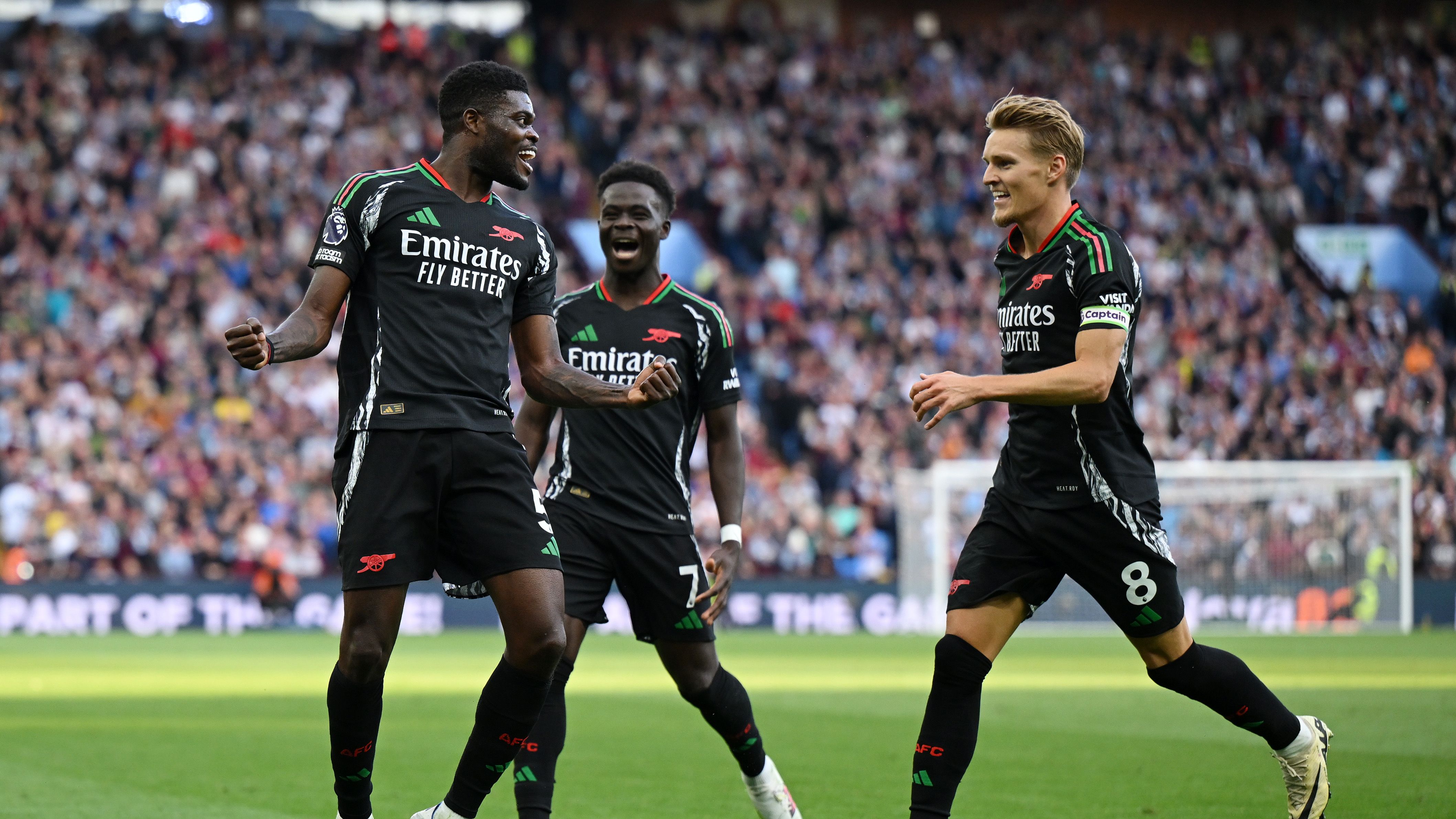 Aston Villa FC v Arsenal FC - Premier League