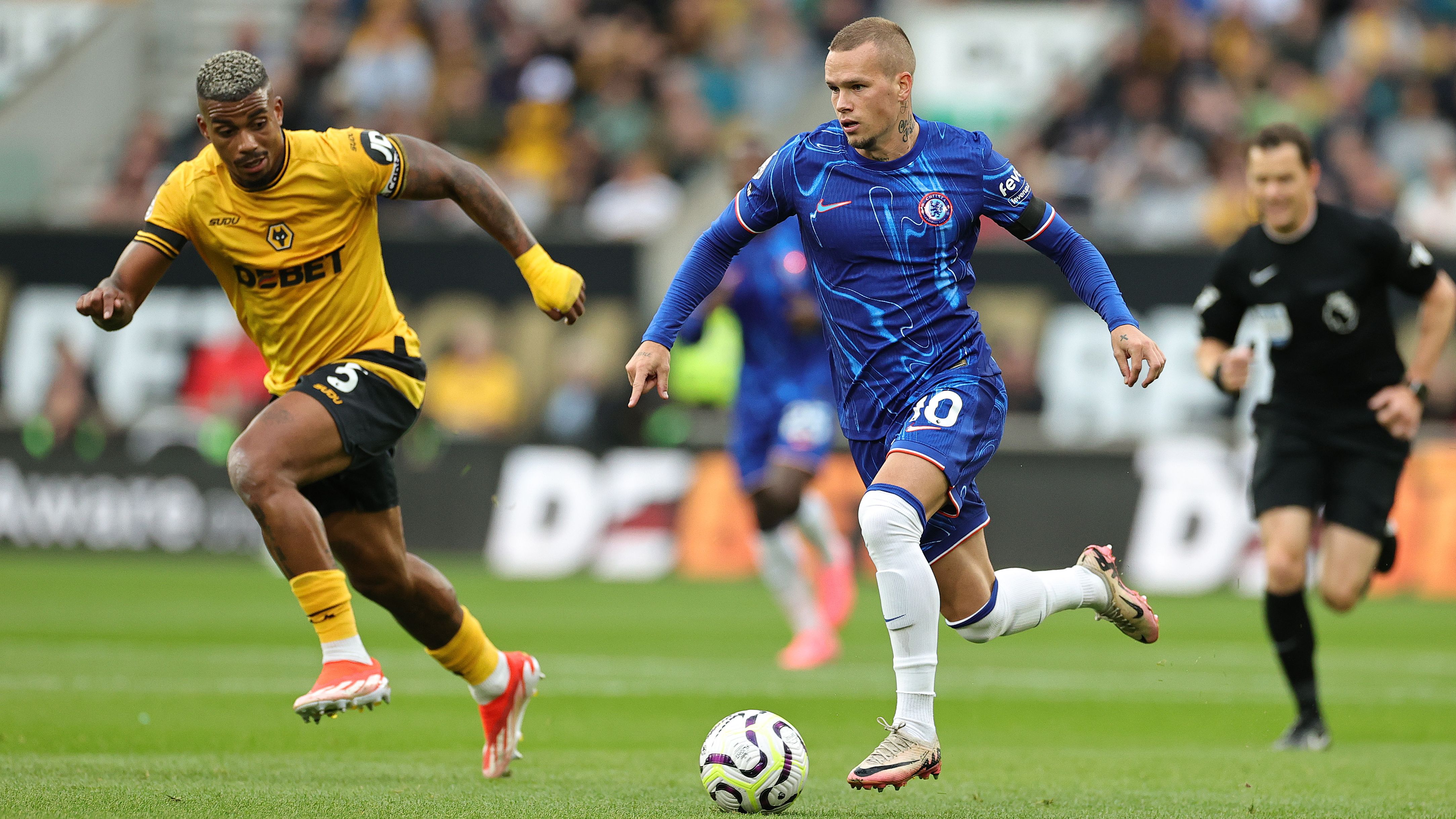 Wolverhampton Wanderers FC v Chelsea FC - Premier League