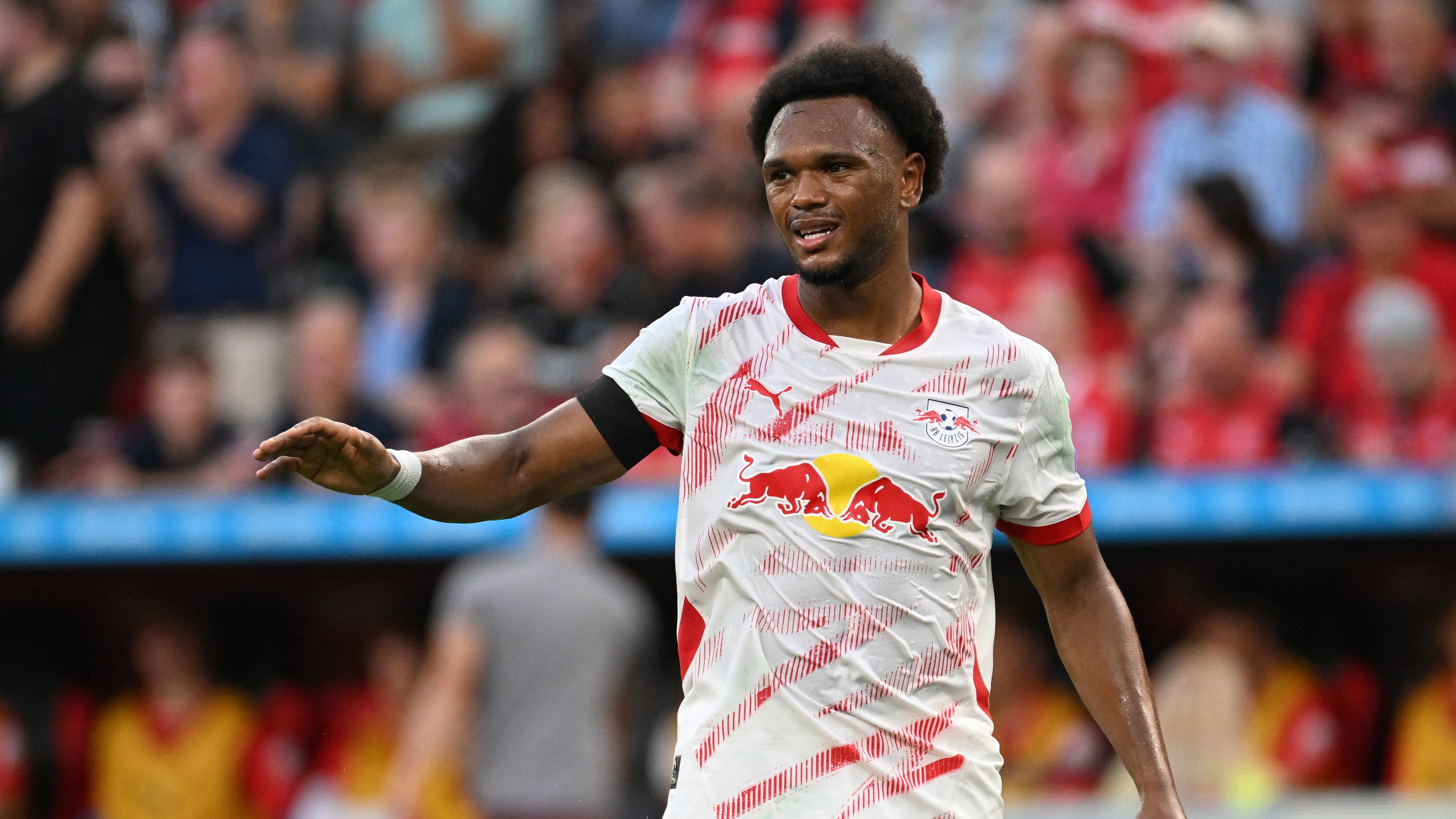 FBL-GER-BUNDESLIGA-LEVERKUSEN-LEIPZIG