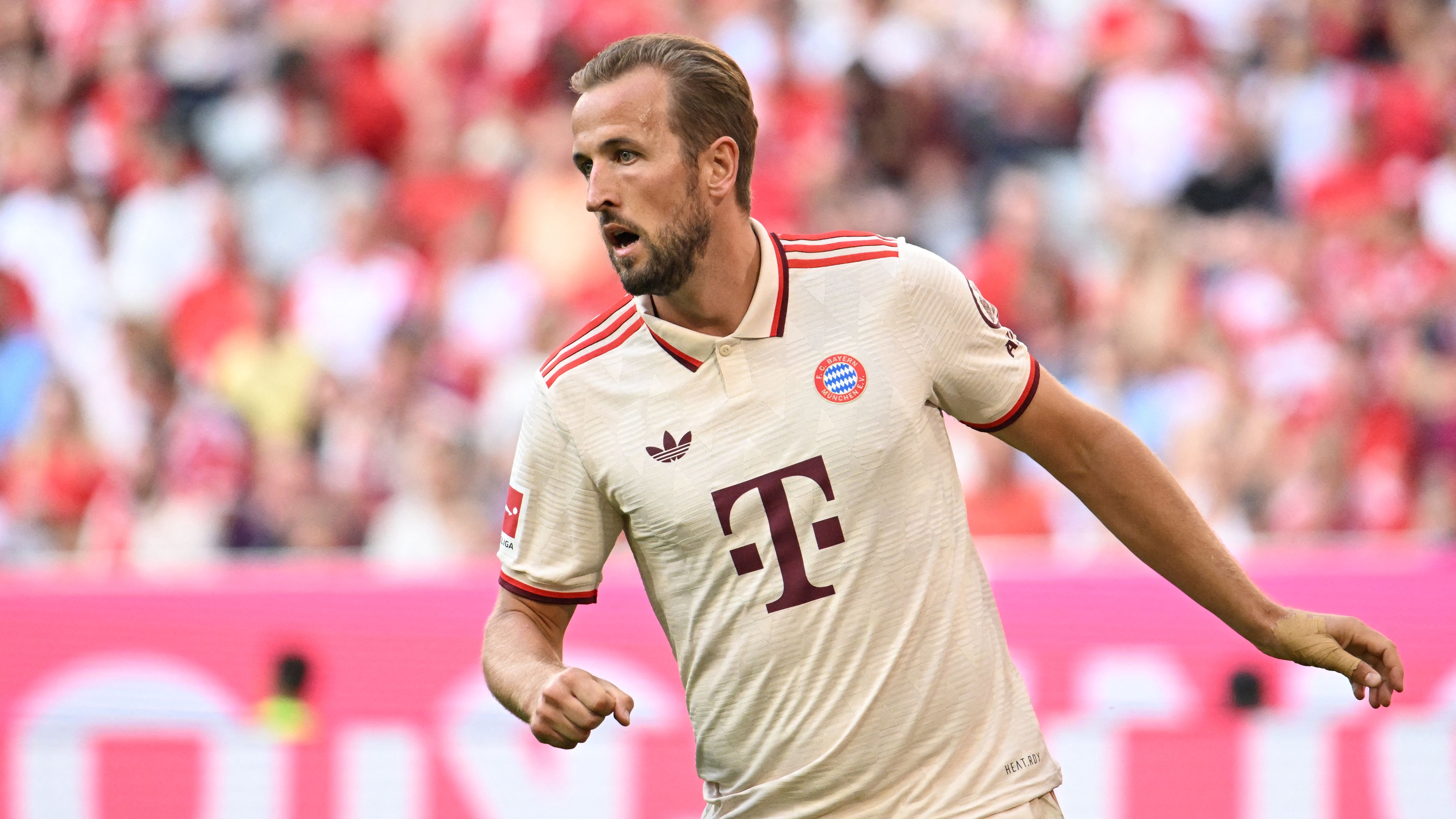 FBL-GER-BUNDESLIGA-BAYERN MUNICH-FREIBURG